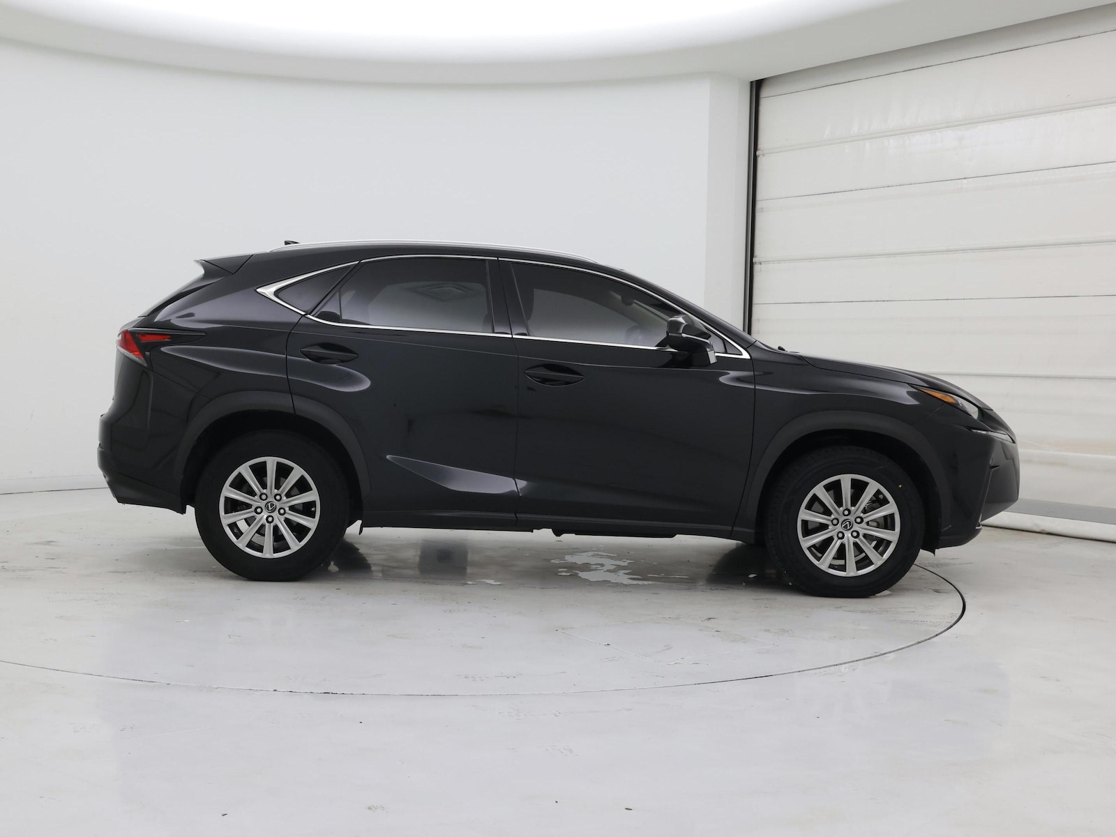 2021 Lexus NX 300 - Photo 8