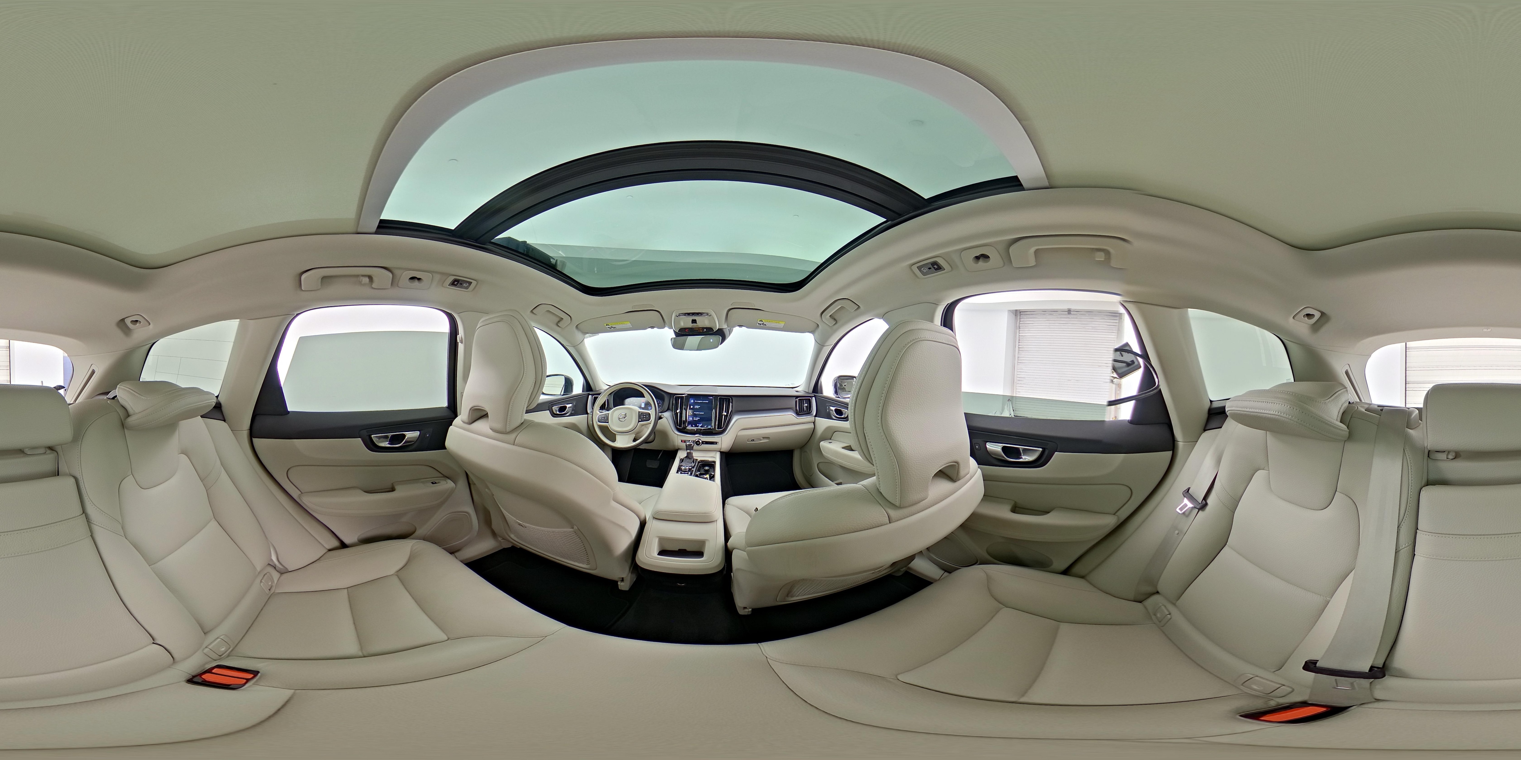2020 Volvo XC60 Momentum - Photo 26