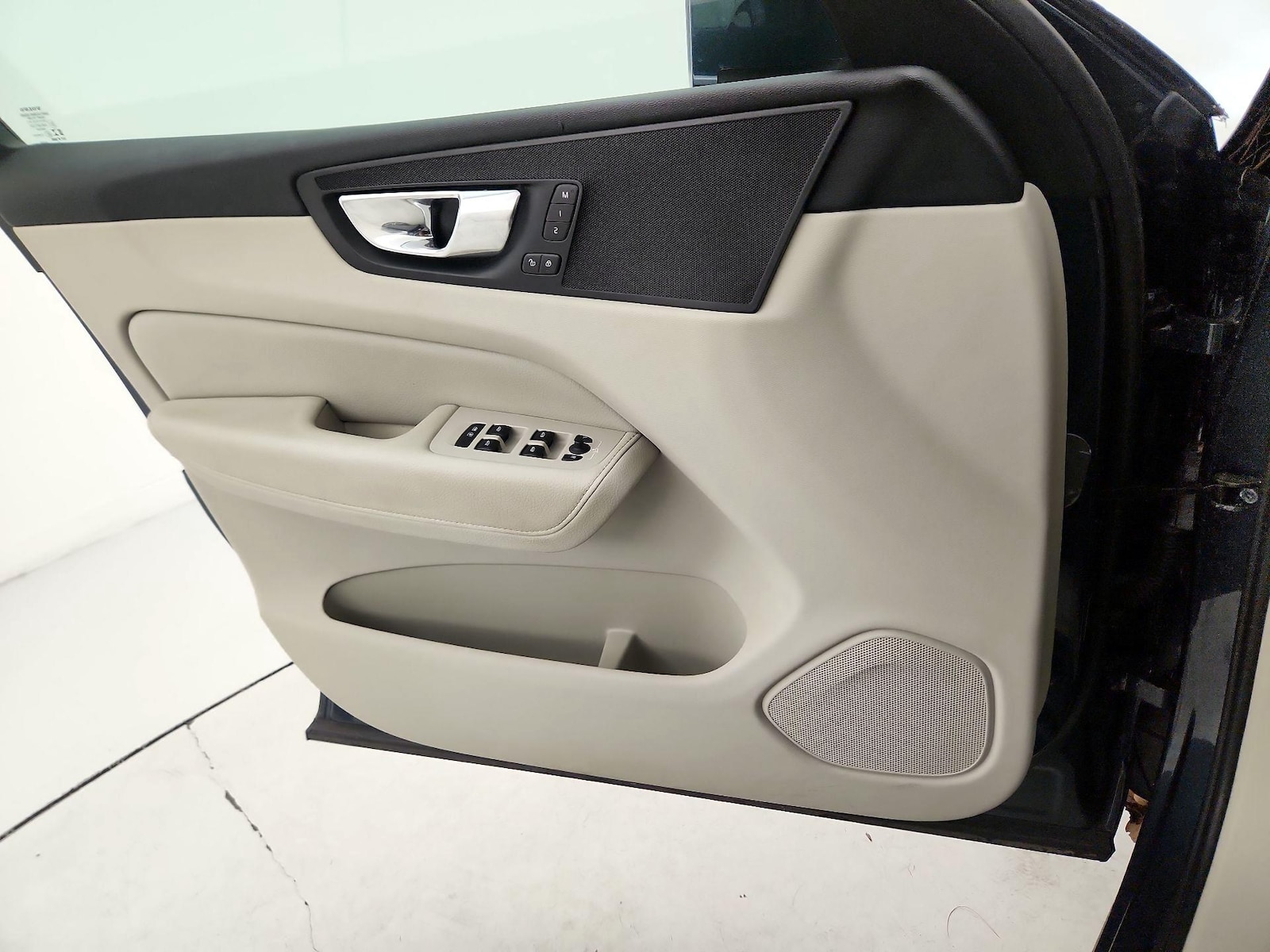 2020 Volvo XC60 Momentum - Photo 13