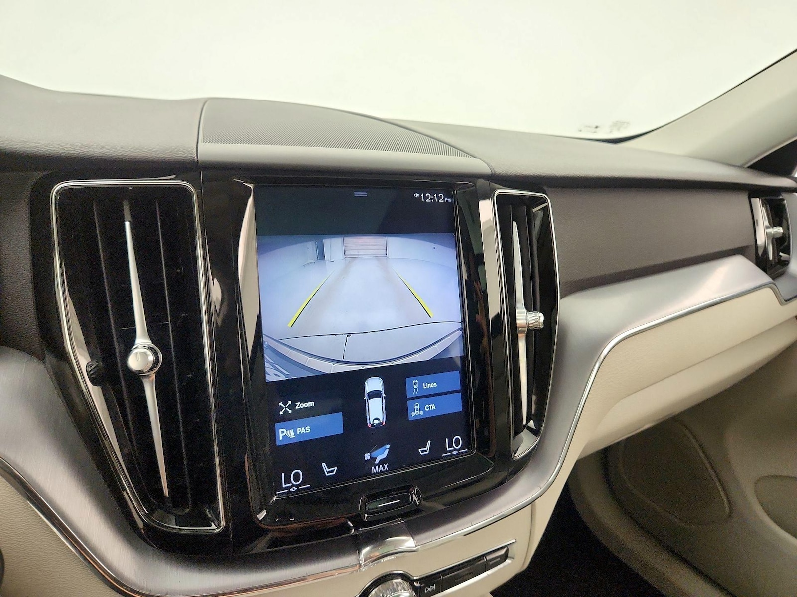 2020 Volvo XC60 Momentum - Photo 15