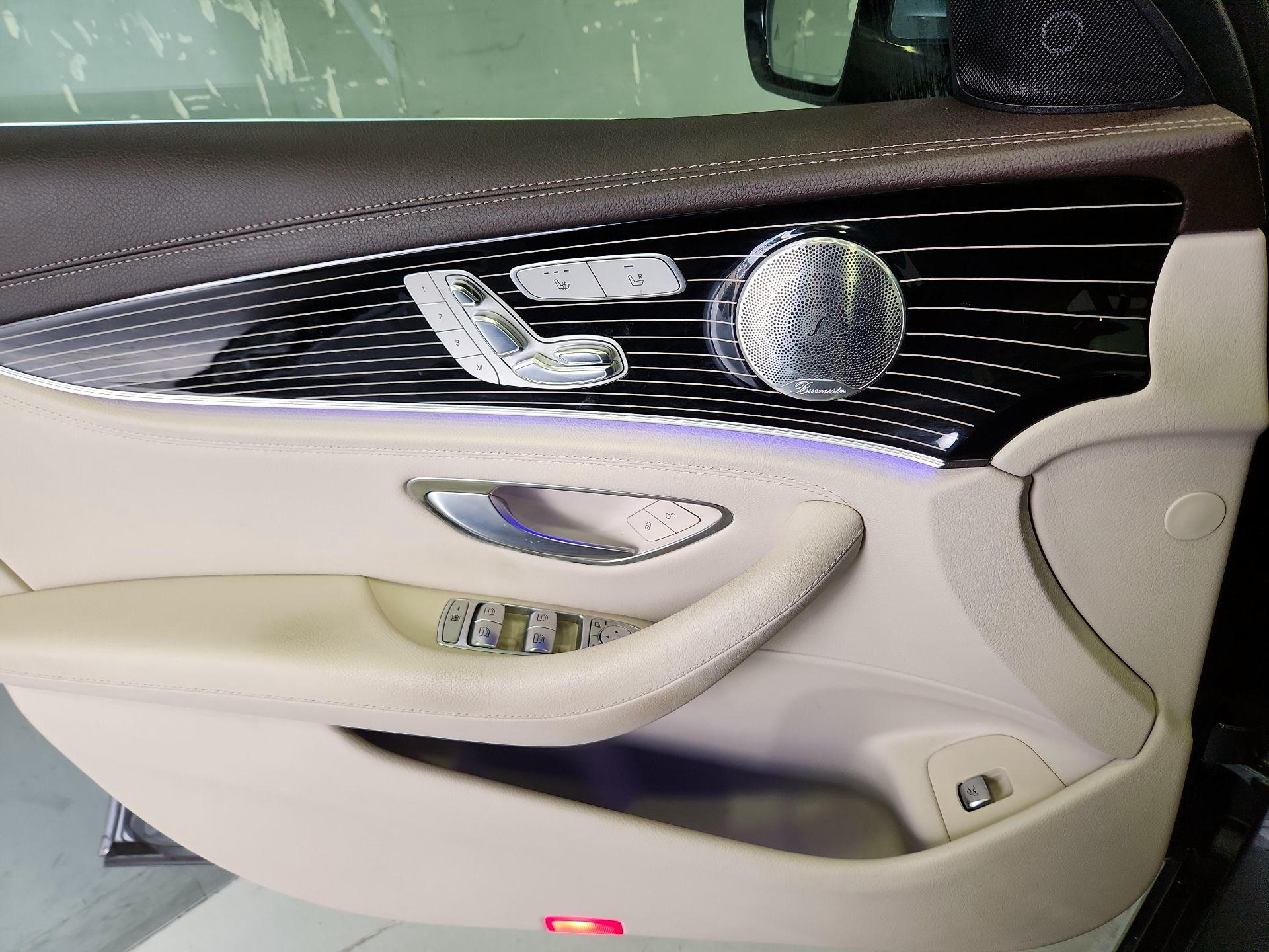 Thumbnail: 2017 Mercedes-Benz E-Class - 12