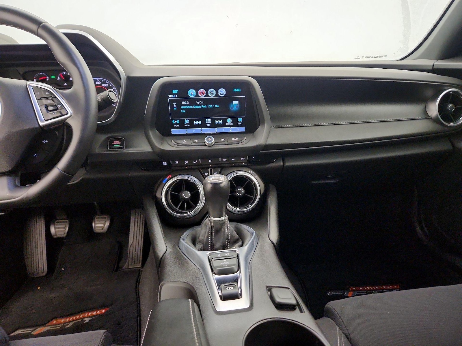 Apple CarPlay® & Android Auto™