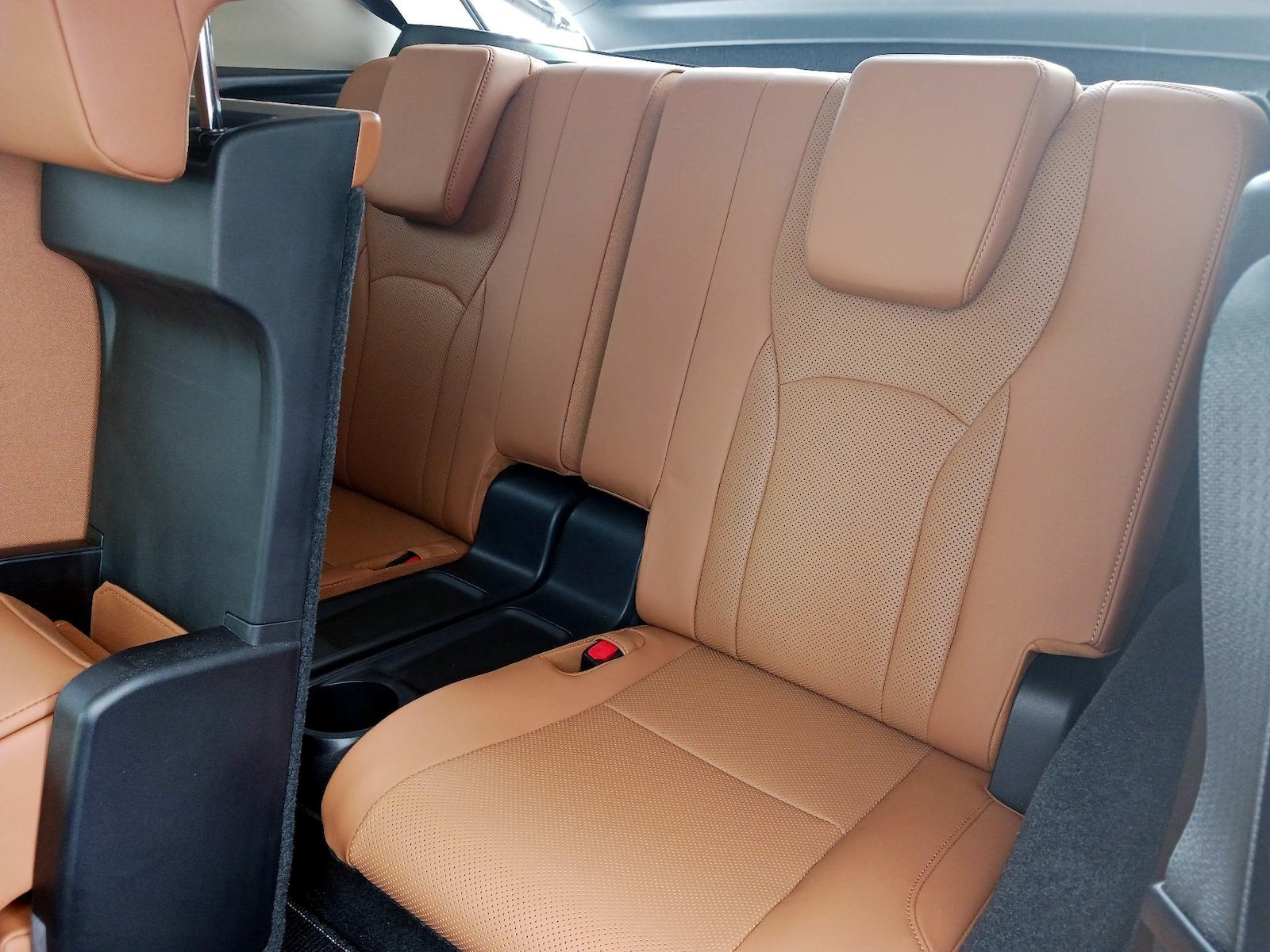 2021 Lexus RX 350 - Photo 21
