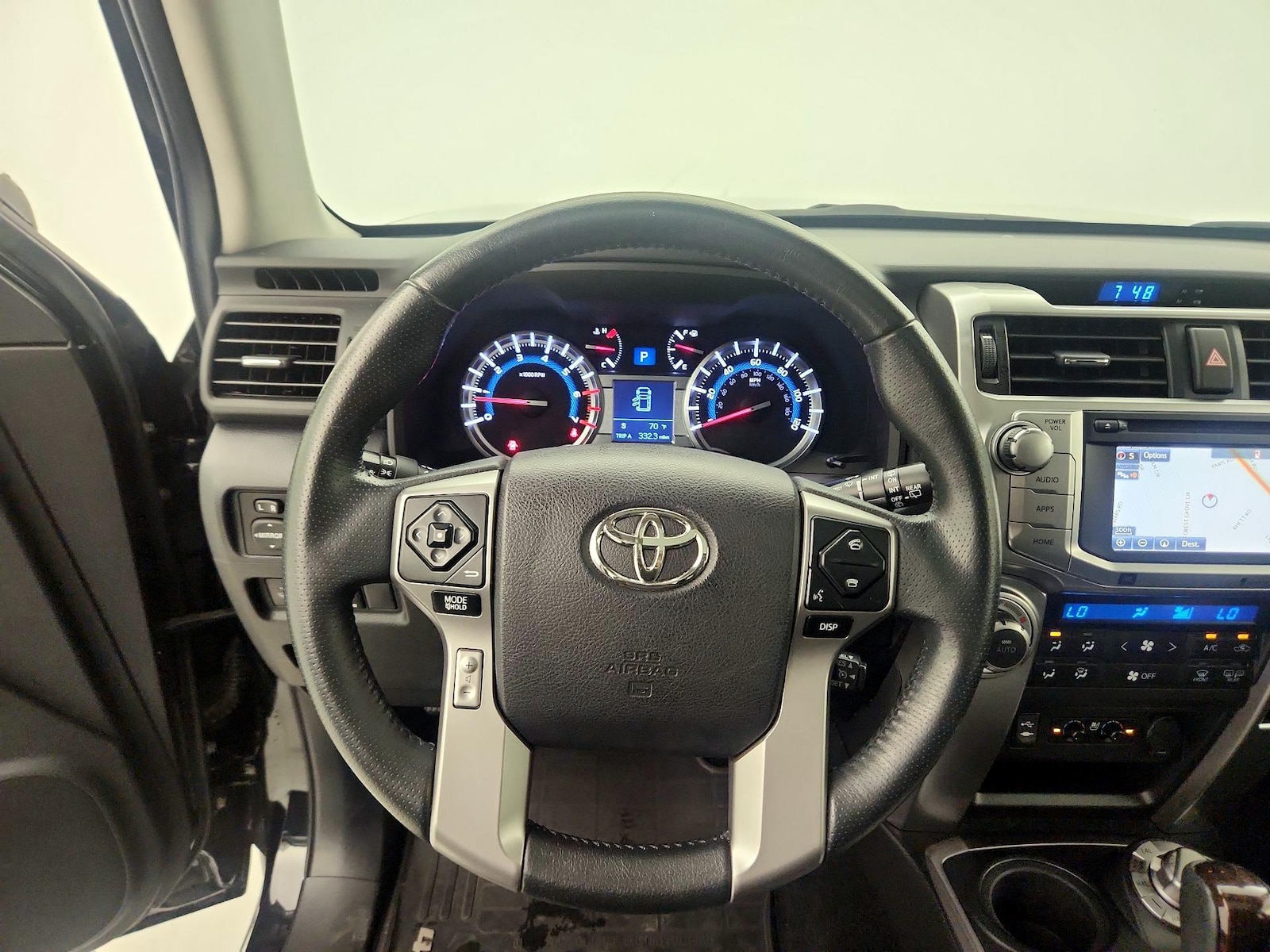 2015 Toyota 4Runner Limited - Photo 11