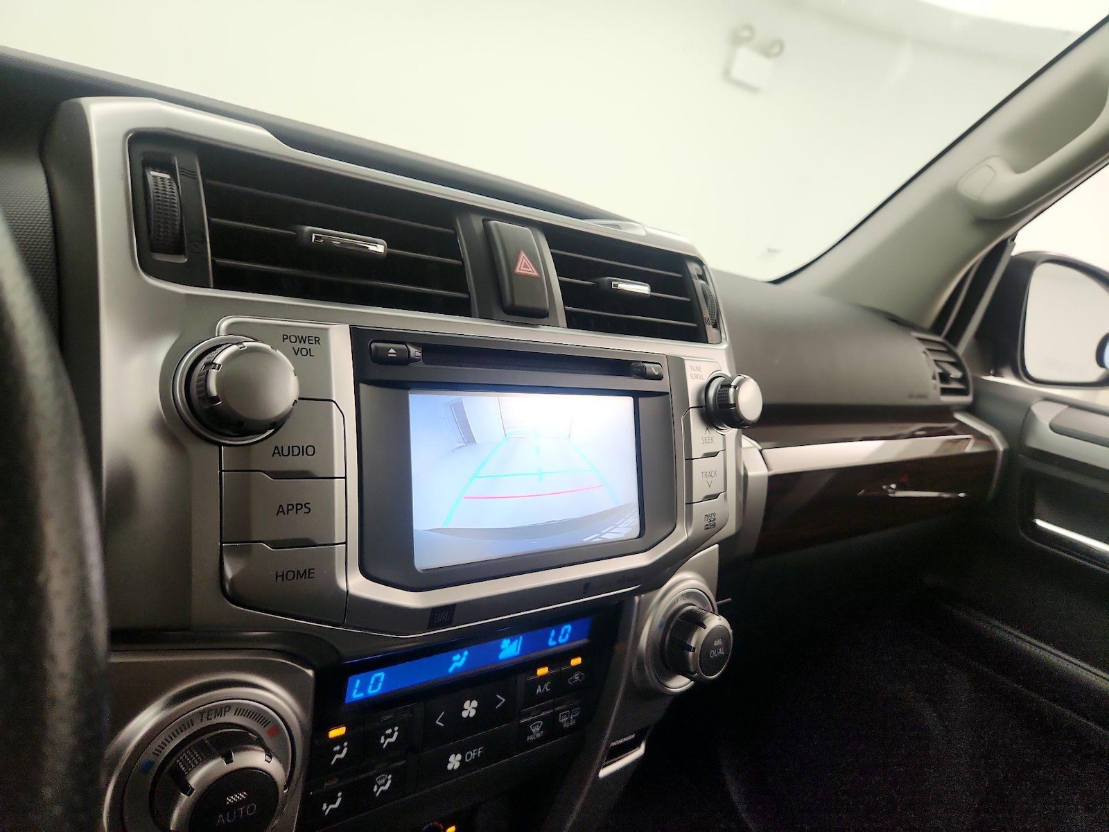 2015 Toyota 4Runner Limited - Photo 16