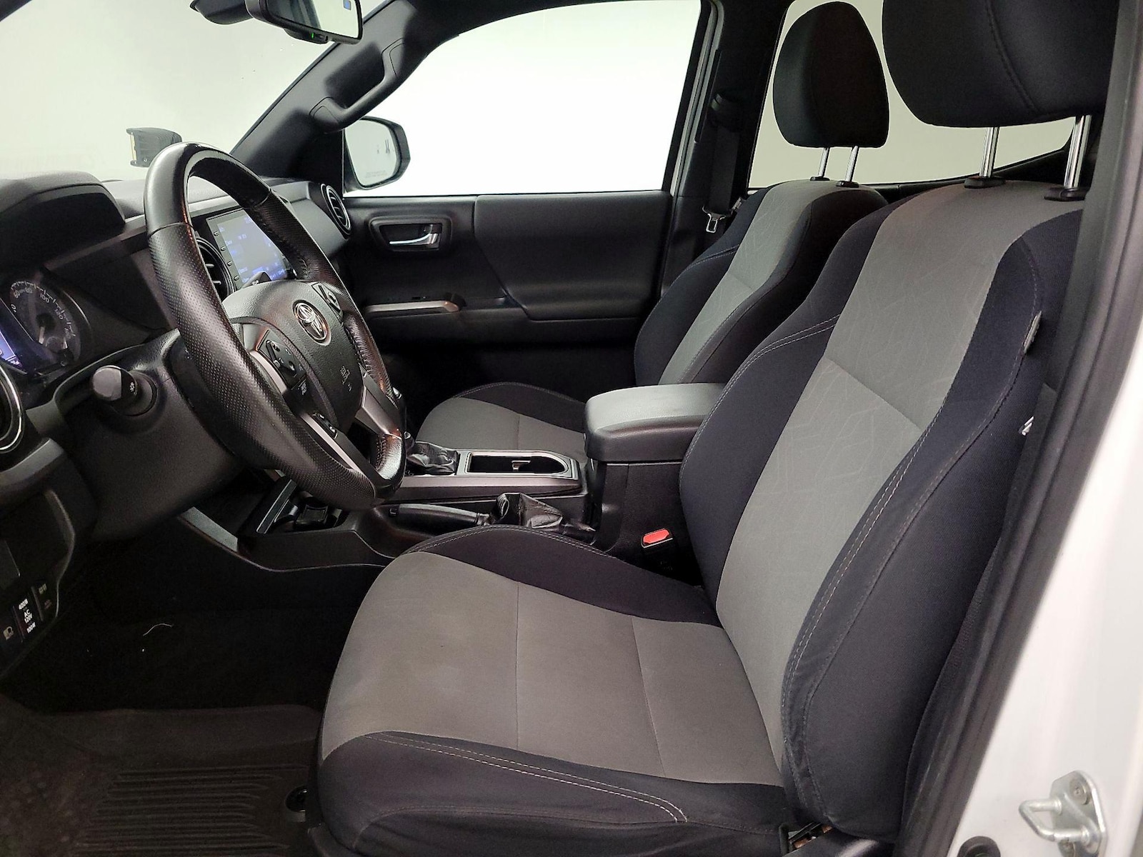 Power Seat(s) & Side Airbags