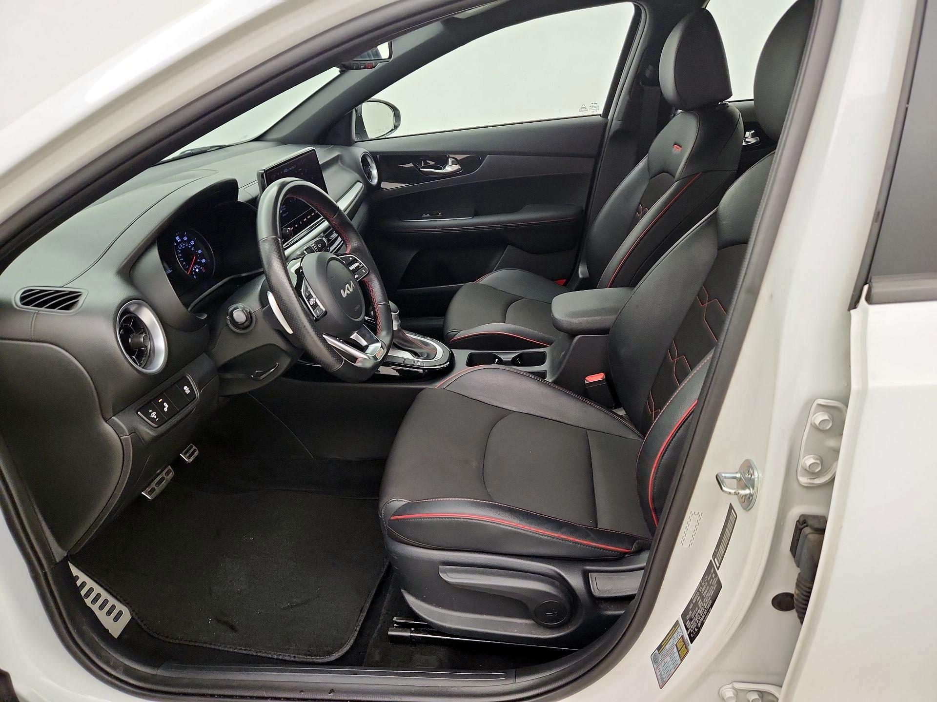 Thumbnail: 2024 Kia Forte - 11