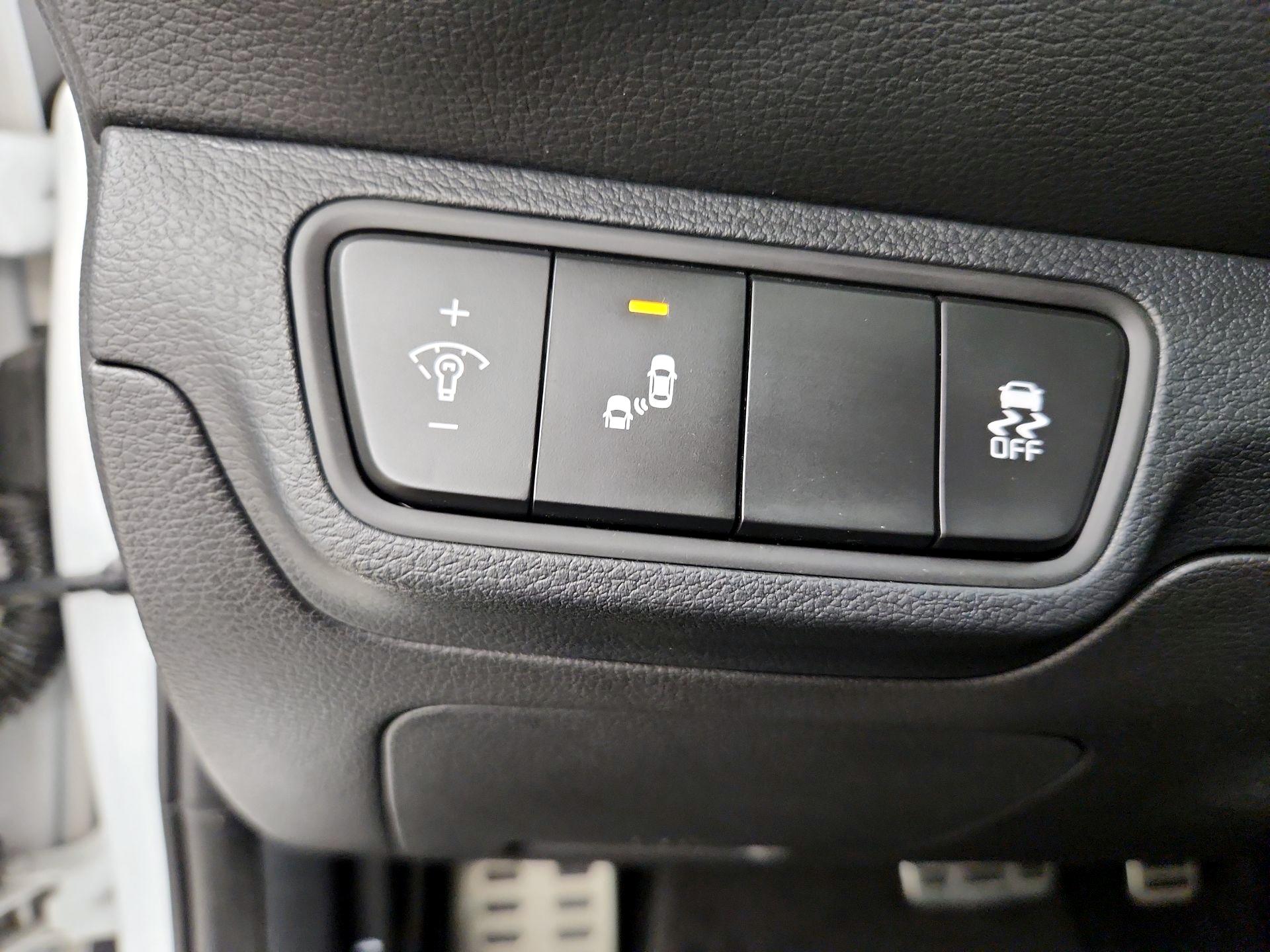 Thumbnail: 2024 Kia Forte - 13