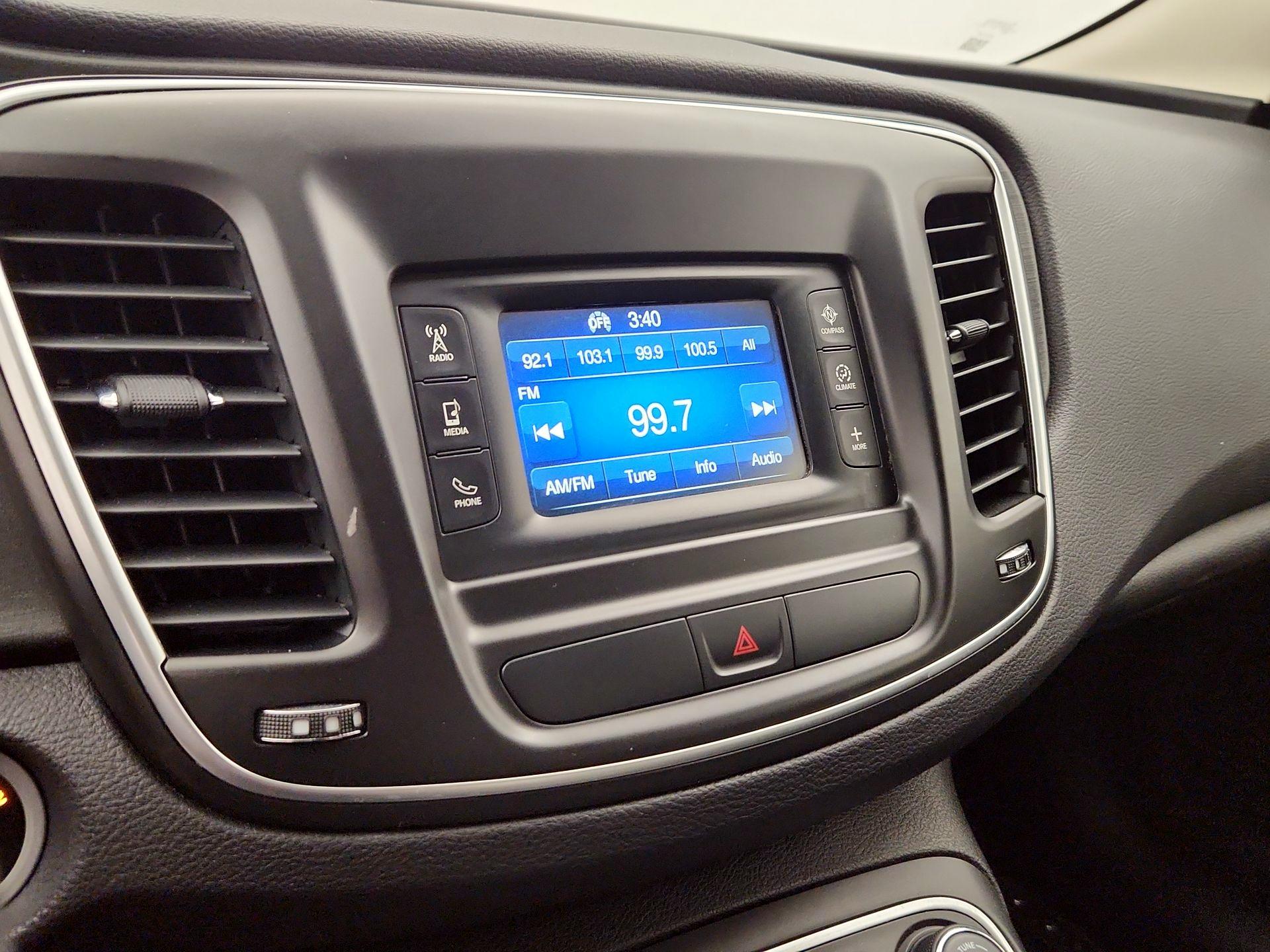 Thumbnail: 2015 Chrysler 200 - 14