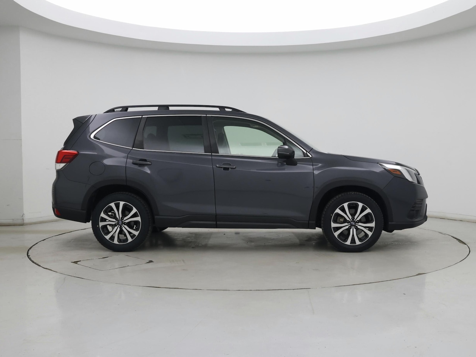 2022 Subaru Forester Limited - Photo 8