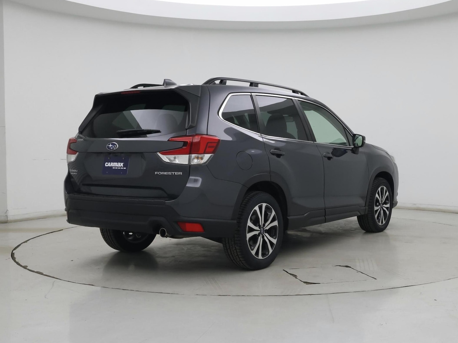2022 Subaru Forester Limited - Photo 9