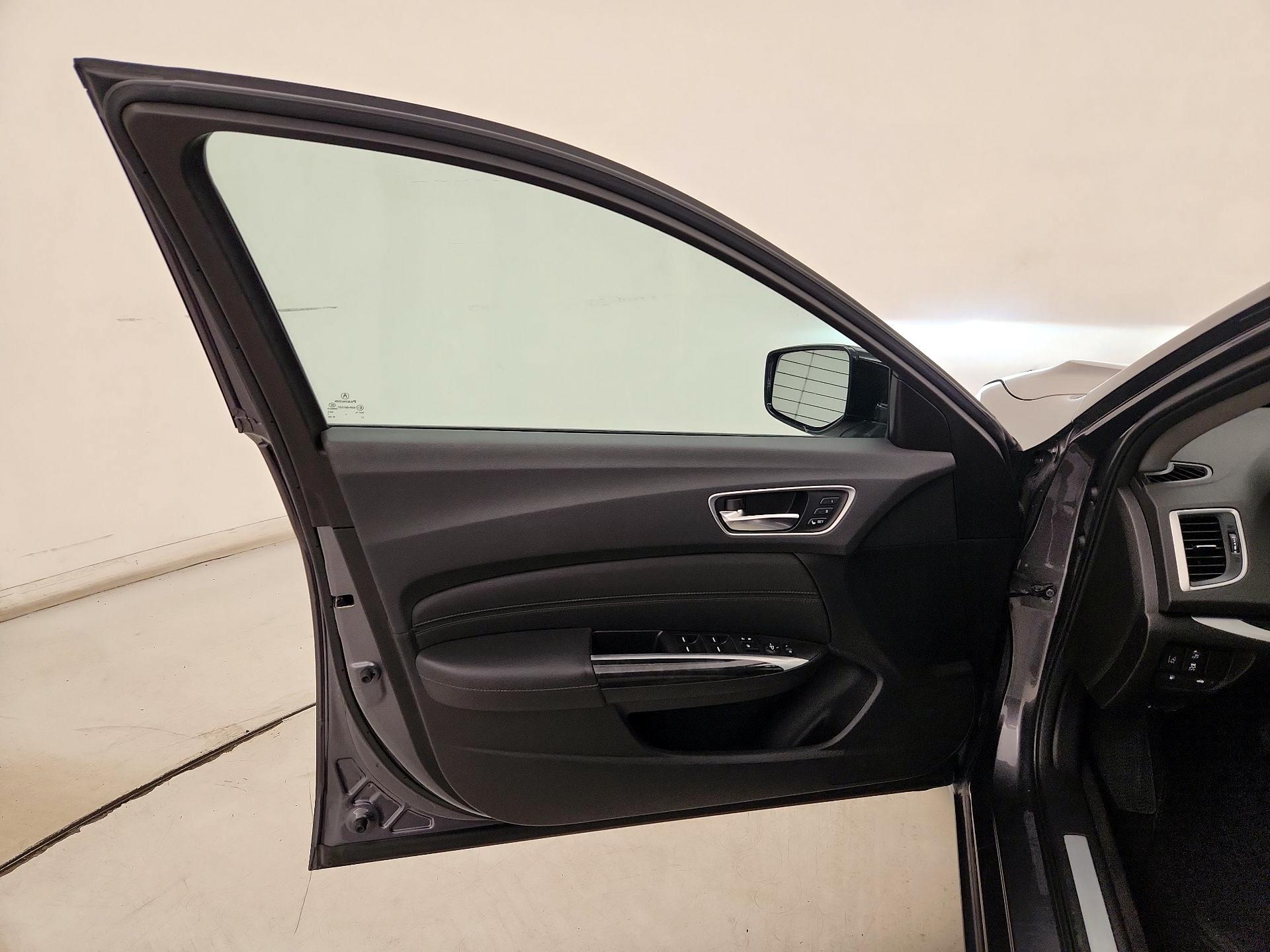 Thumbnail: 2019 Acura TLX - 12