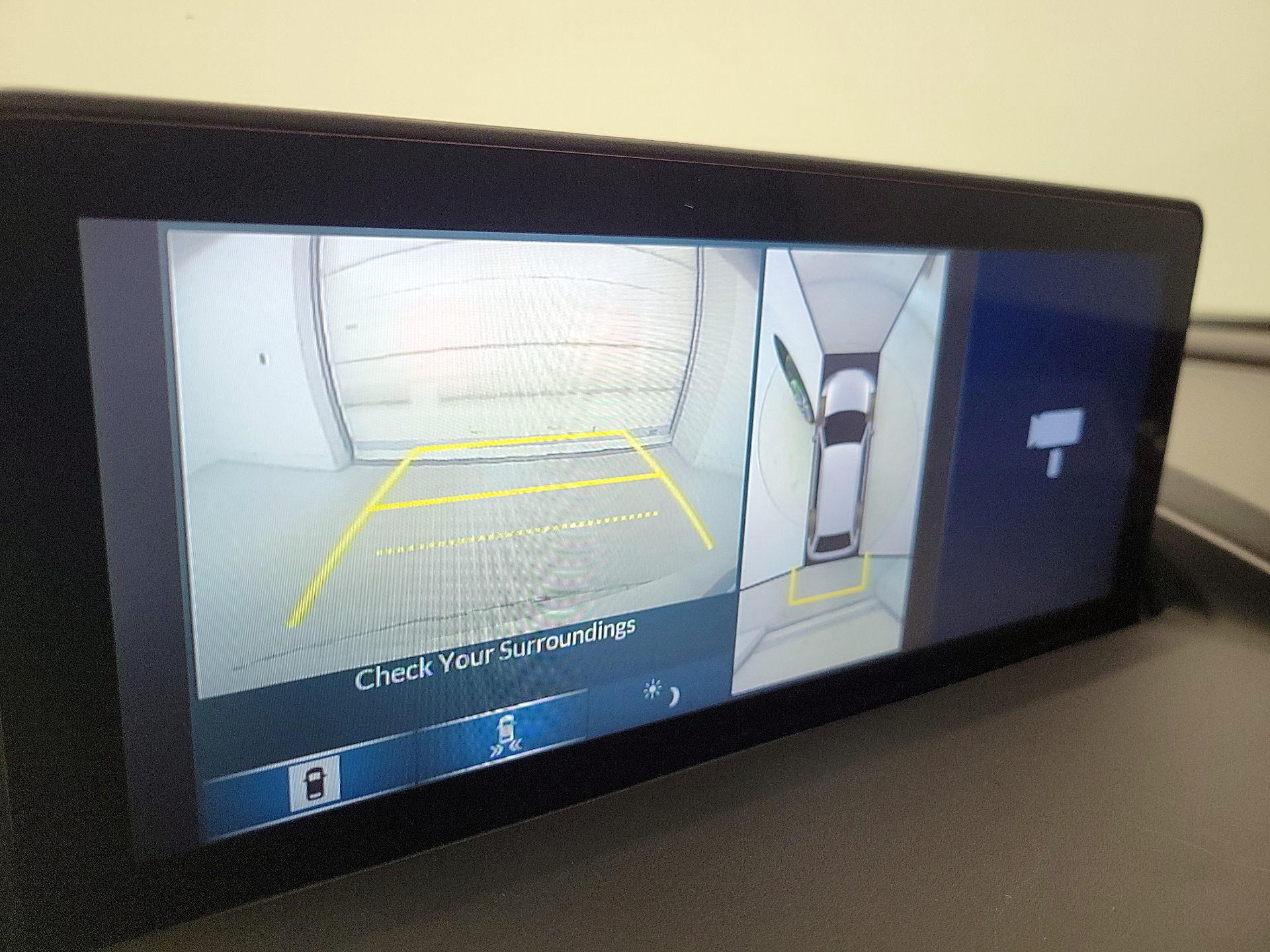 Thumbnail: 2022 Acura RDX - 15