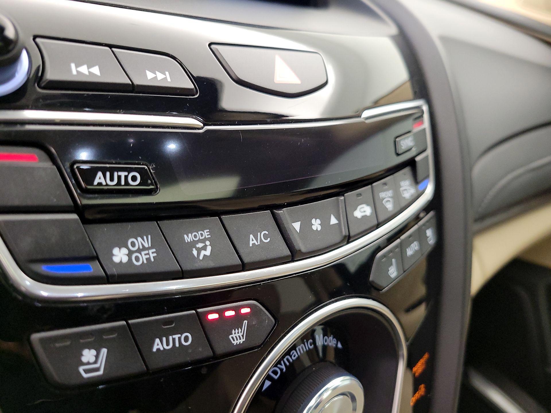 Thumbnail: 2022 Acura RDX - 17