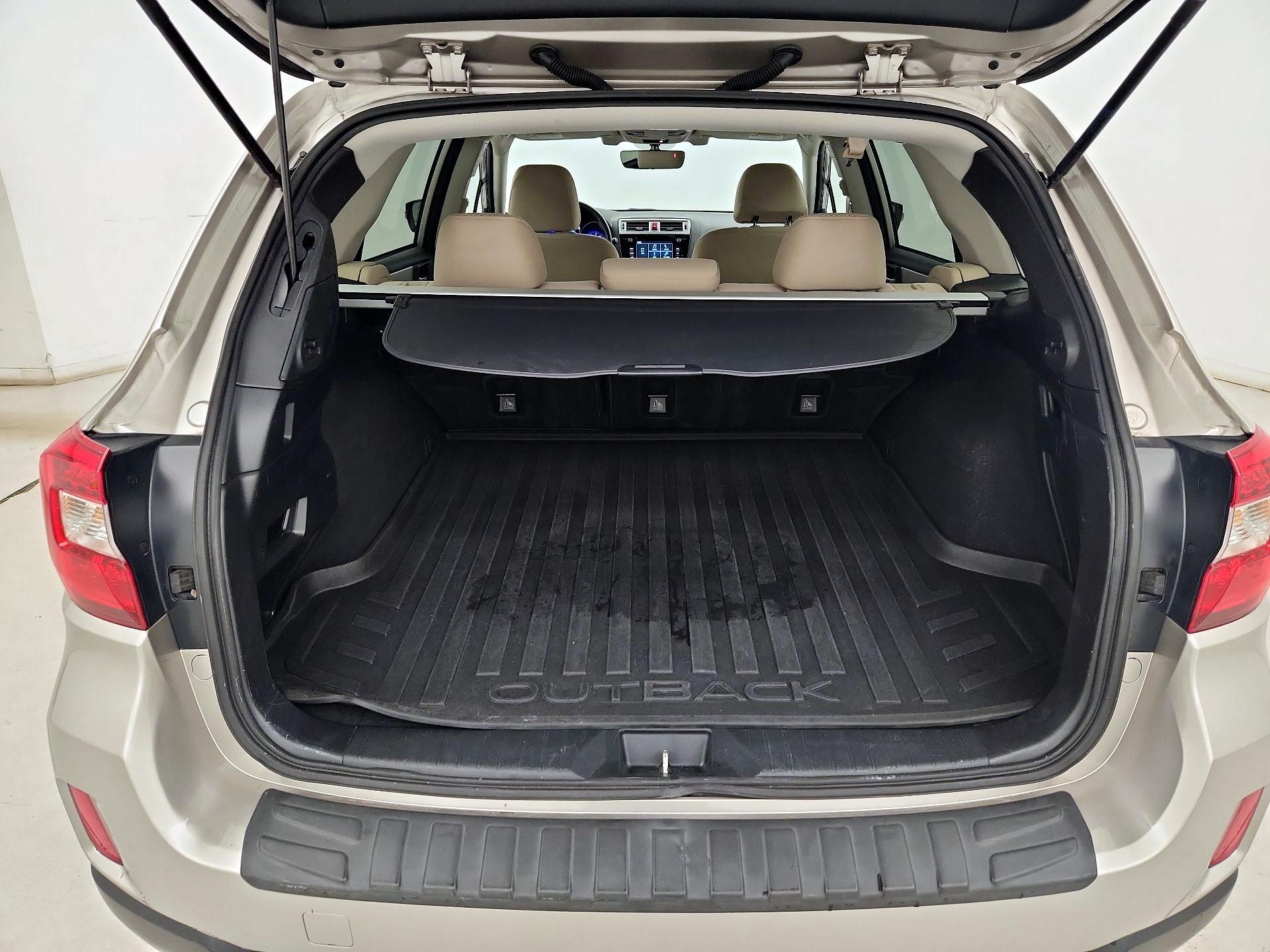 Thumbnail: 2017 Subaru Outback - 20