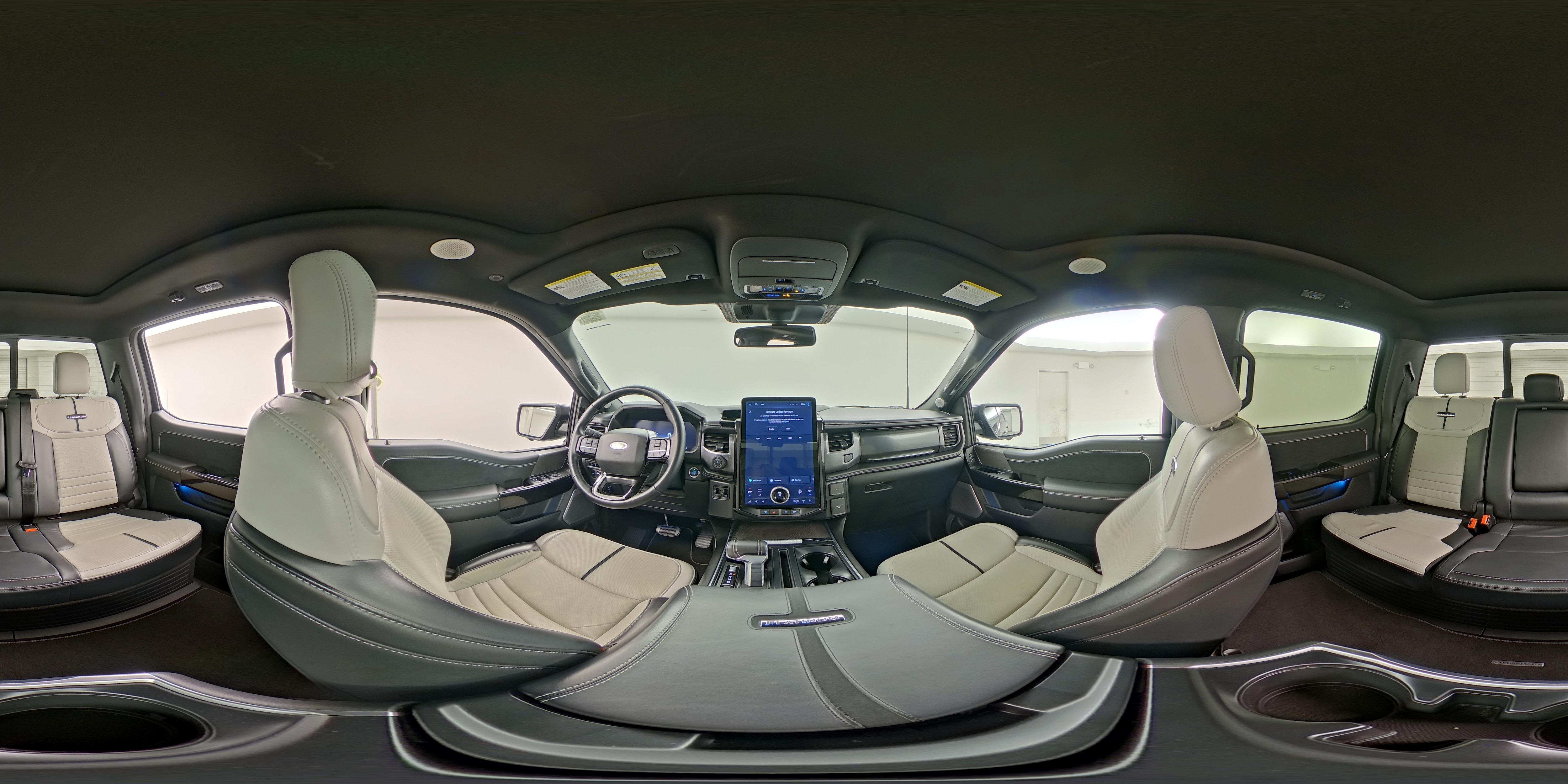 2023 Ford F-150 Lightning Platinum - Photo 26