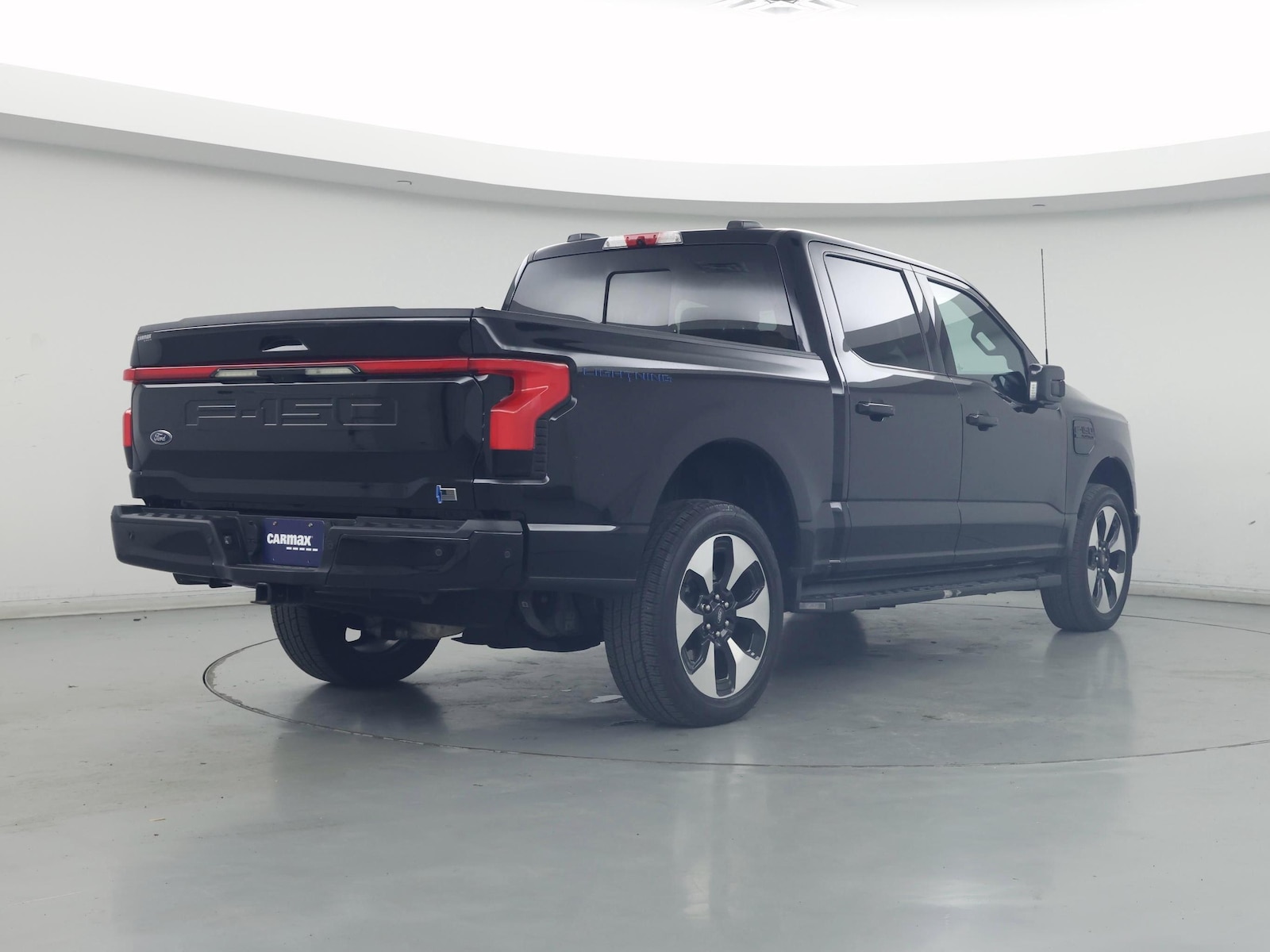 2023 Ford F-150 Lightning Platinum - Photo 9