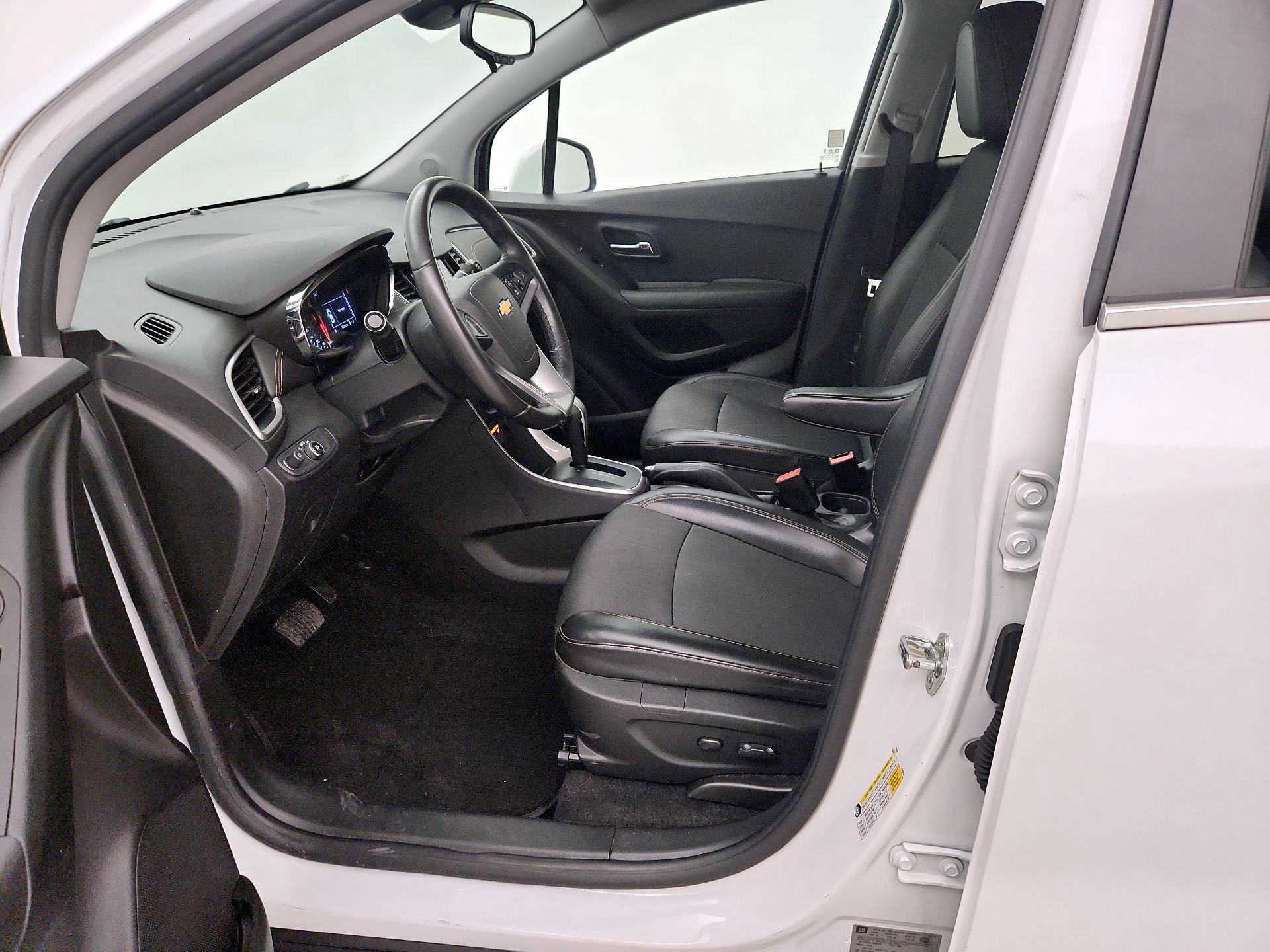 Thumbnail: 2018 Chevrolet Trax - 11