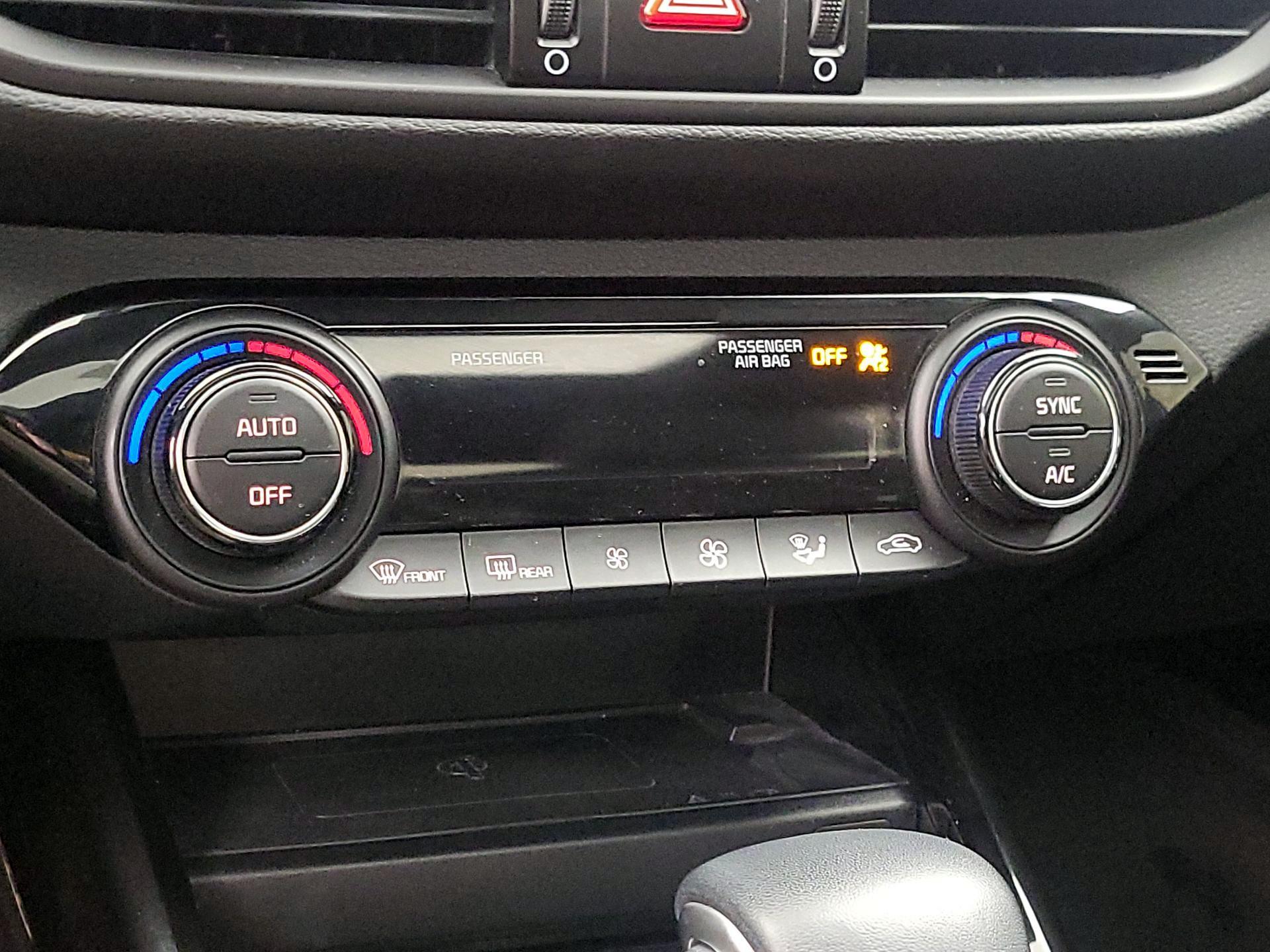 Thumbnail: 2024 Kia Forte - 17