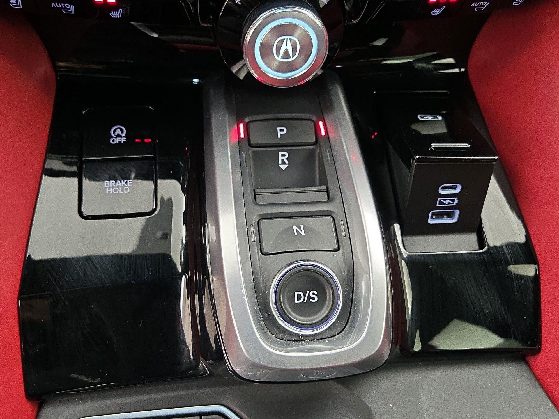 Thumbnail: 2023 Acura MDX - 18