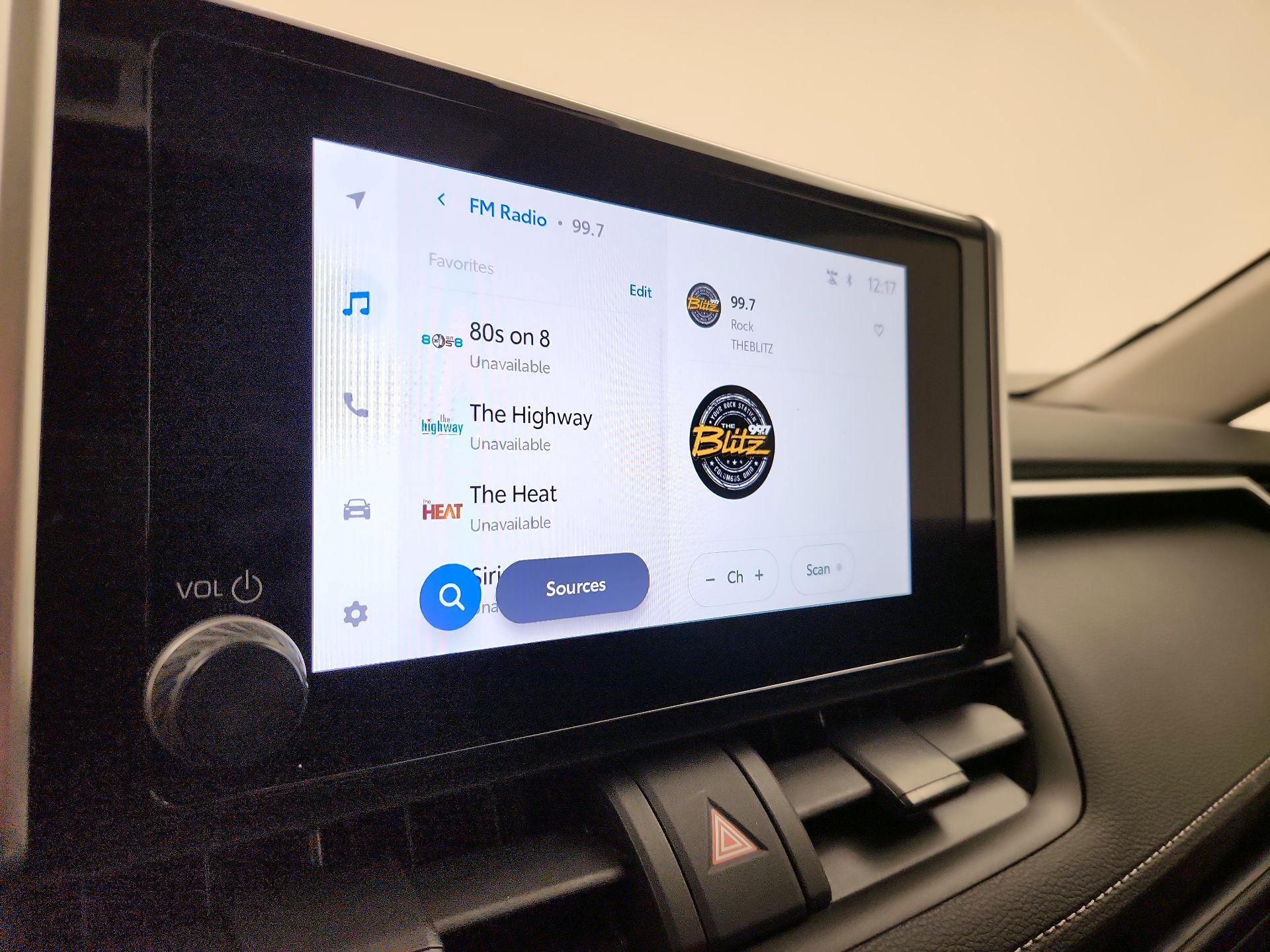 Thumbnail: 2024 Toyota RAV4 - 15