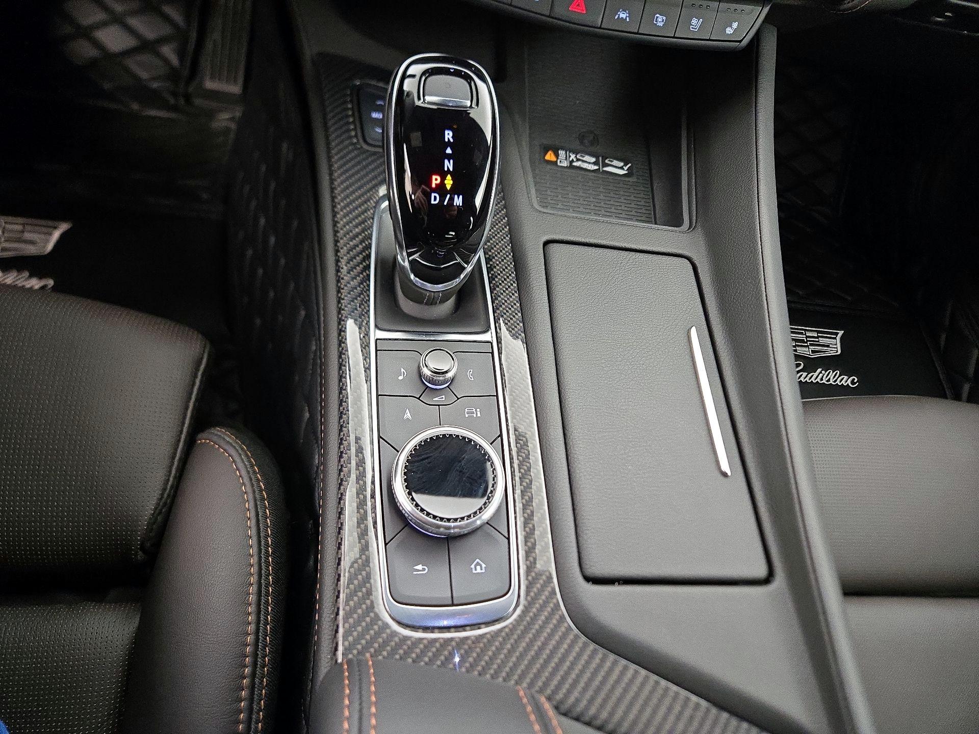 Thumbnail: 2025 Cadillac CT5 - 17