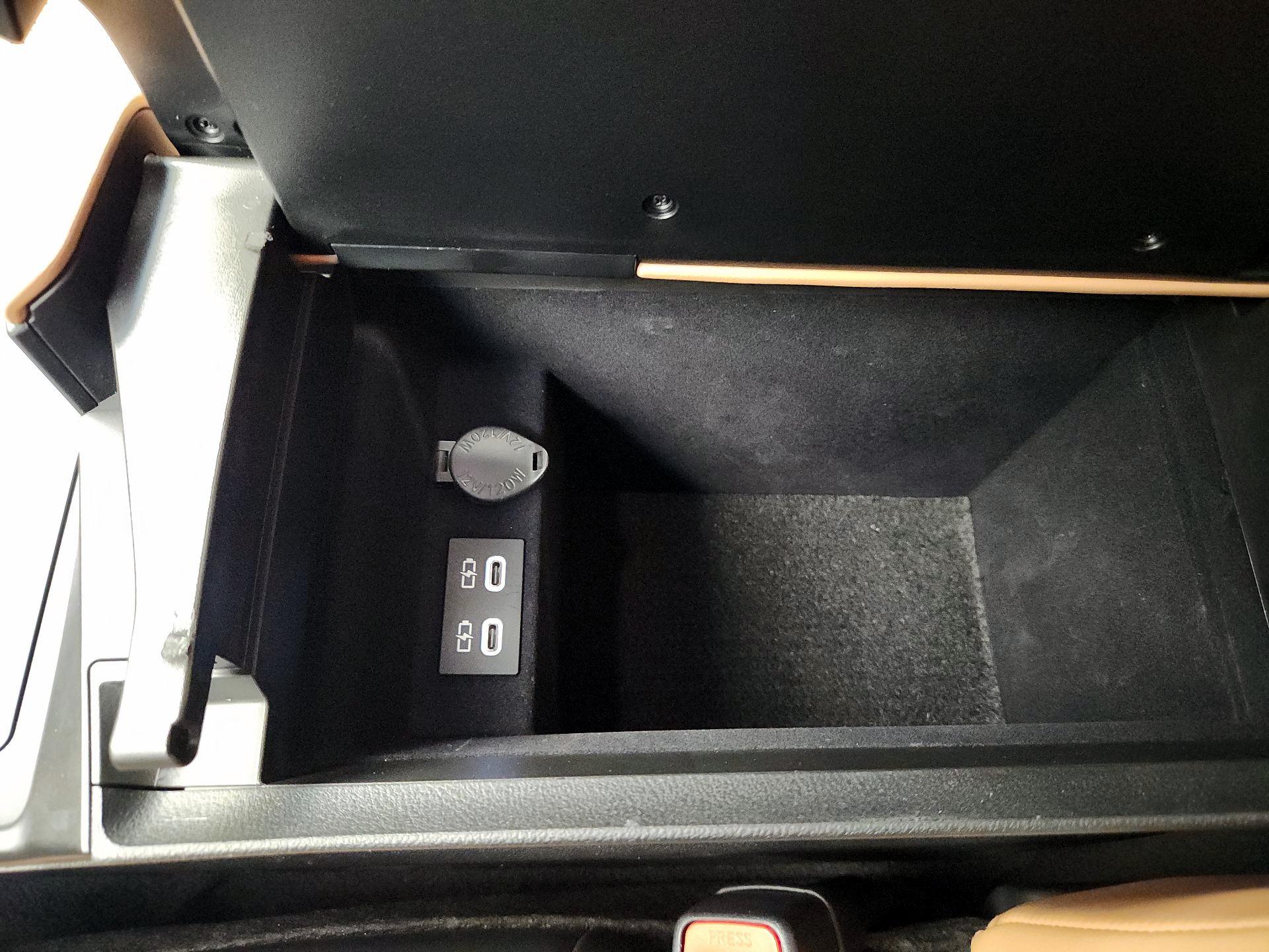 Thumbnail: 2025 Lexus ES - 19