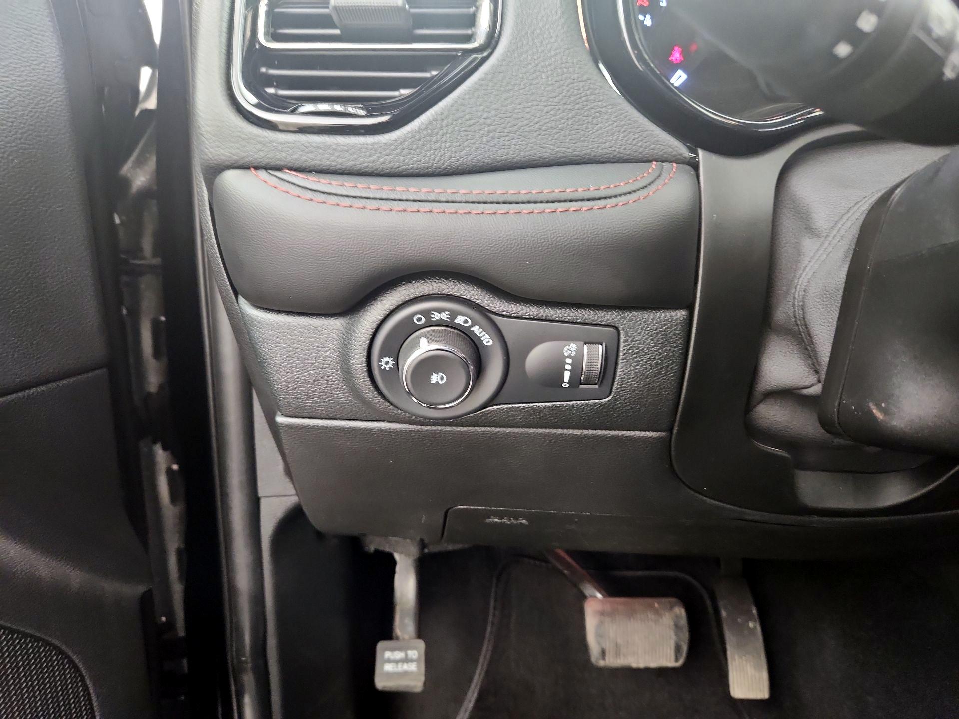 Thumbnail: 2022 Dodge Durango - 13