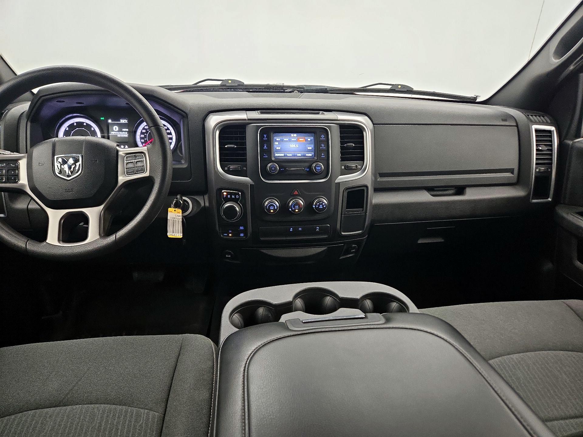 Thumbnail: 2021 RAM 1500 Classic - 9