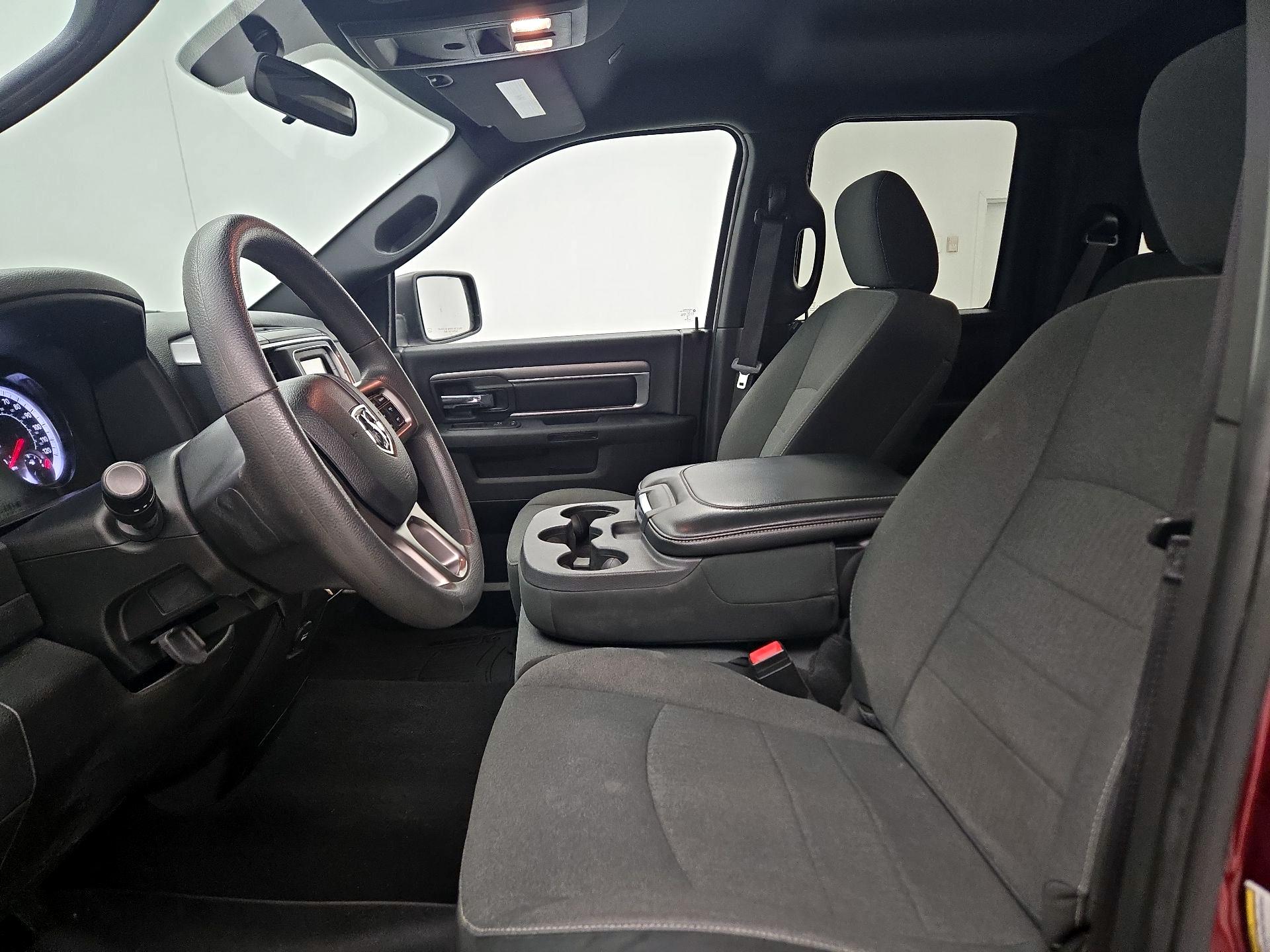 Thumbnail: 2021 RAM 1500 Classic - 11