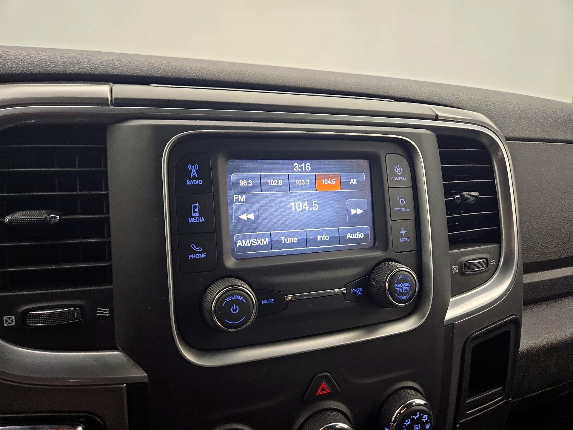 Thumbnail: 2021 RAM 1500 Classic - 15