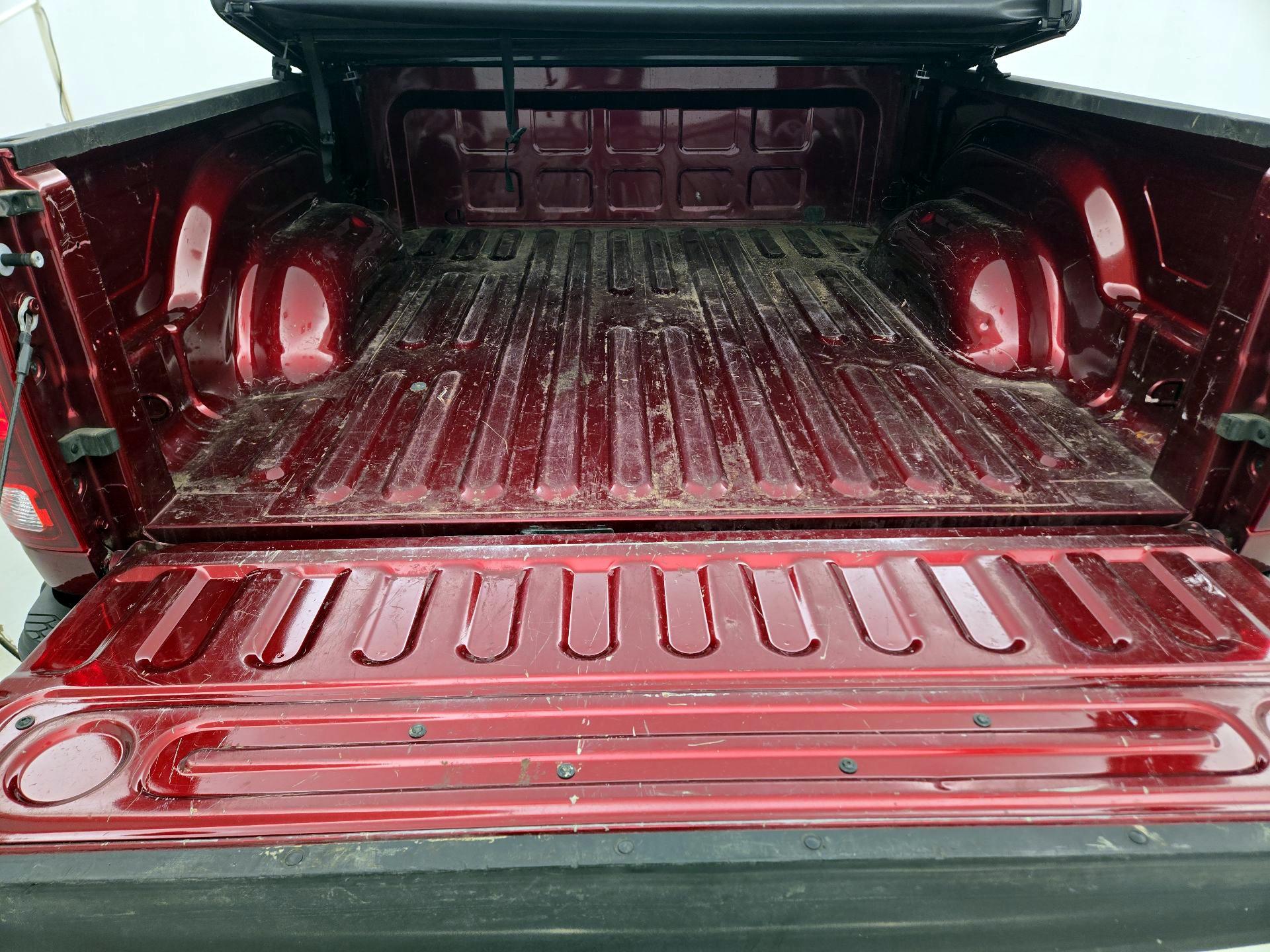 Thumbnail: 2021 RAM 1500 Classic - 20