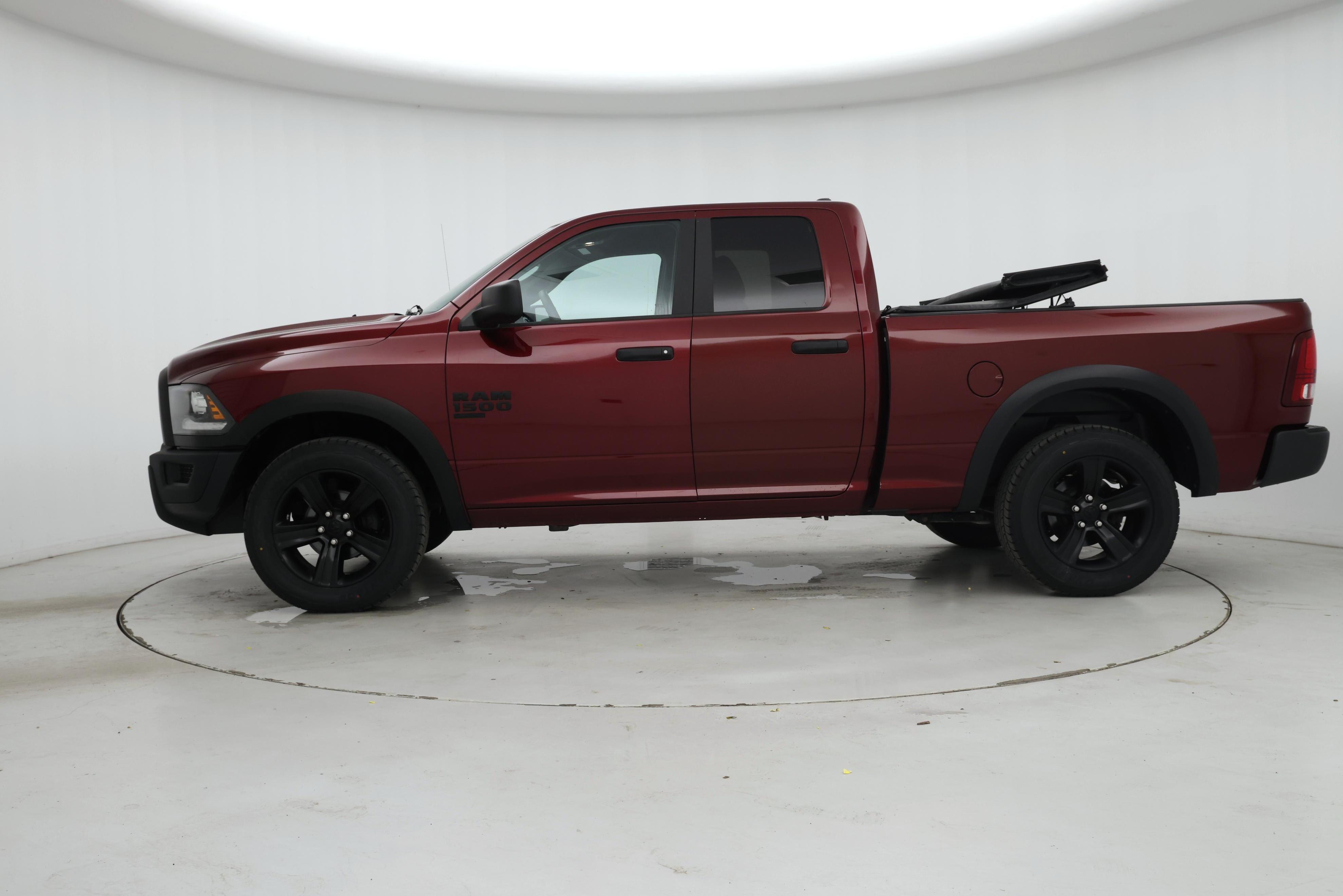 Thumbnail: 2021 RAM 1500 Classic - 3