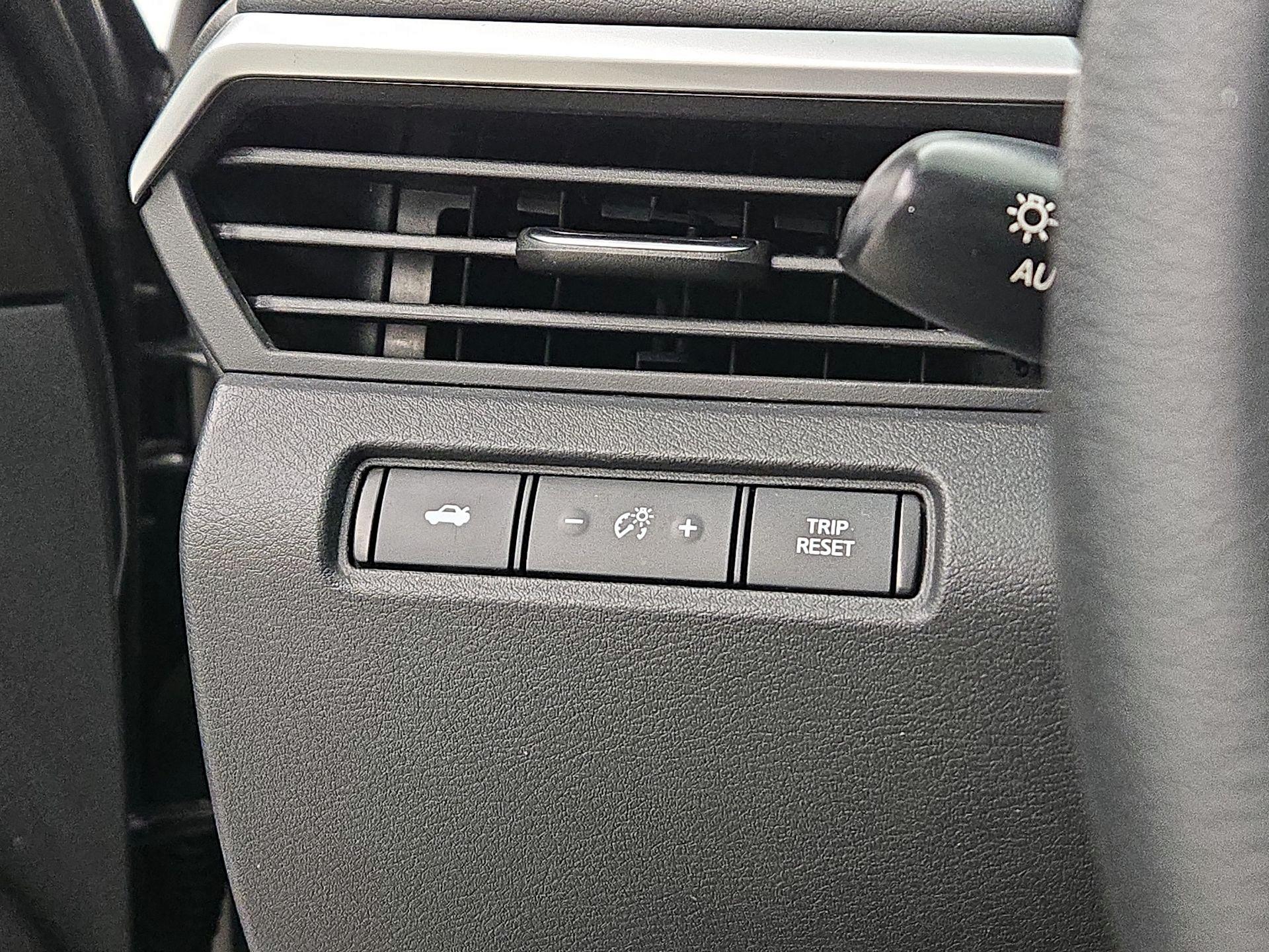 Thumbnail: 2021 Nissan Altima - 13