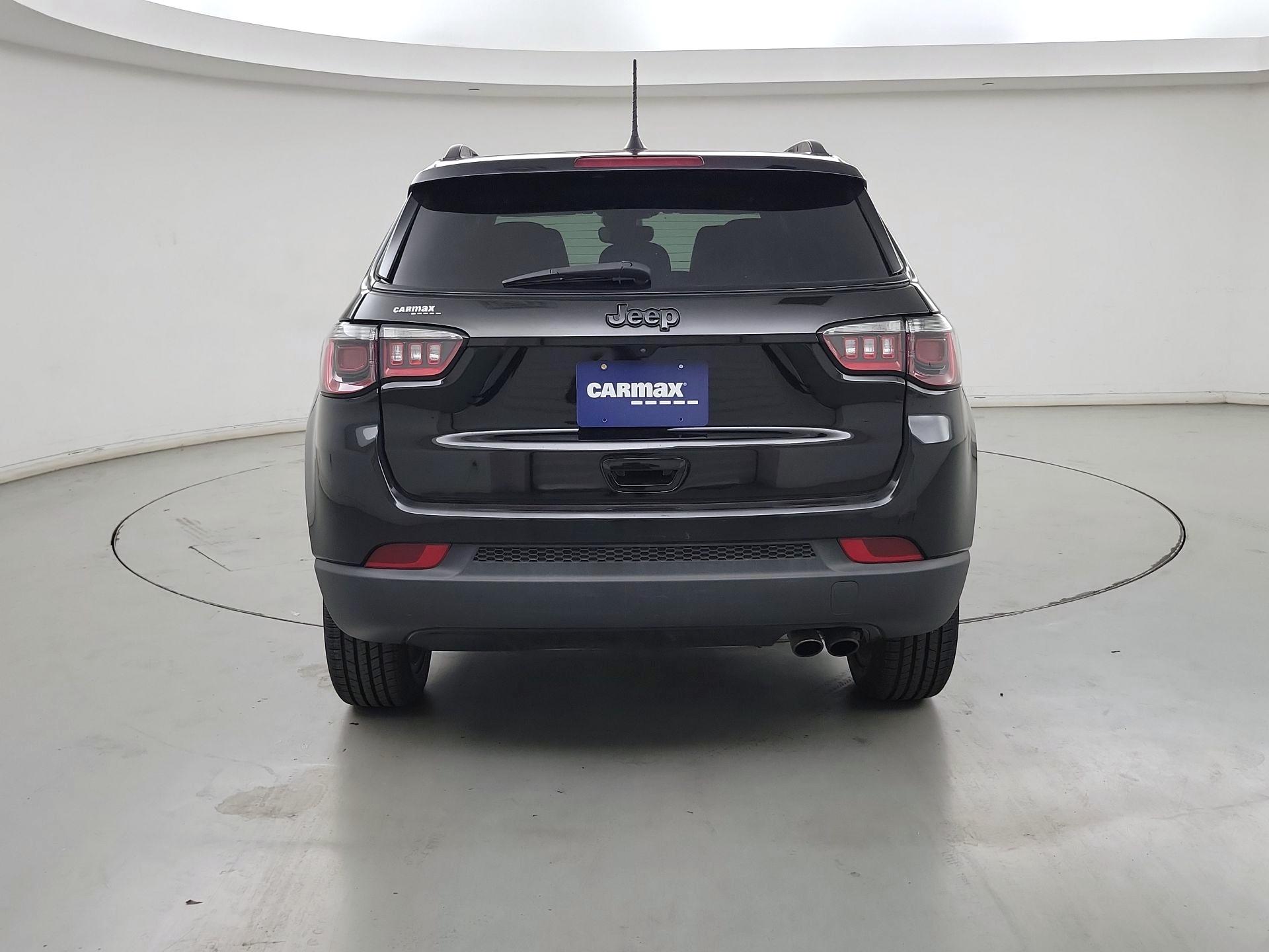 Thumbnail: 2022 Jeep Compass - 6
