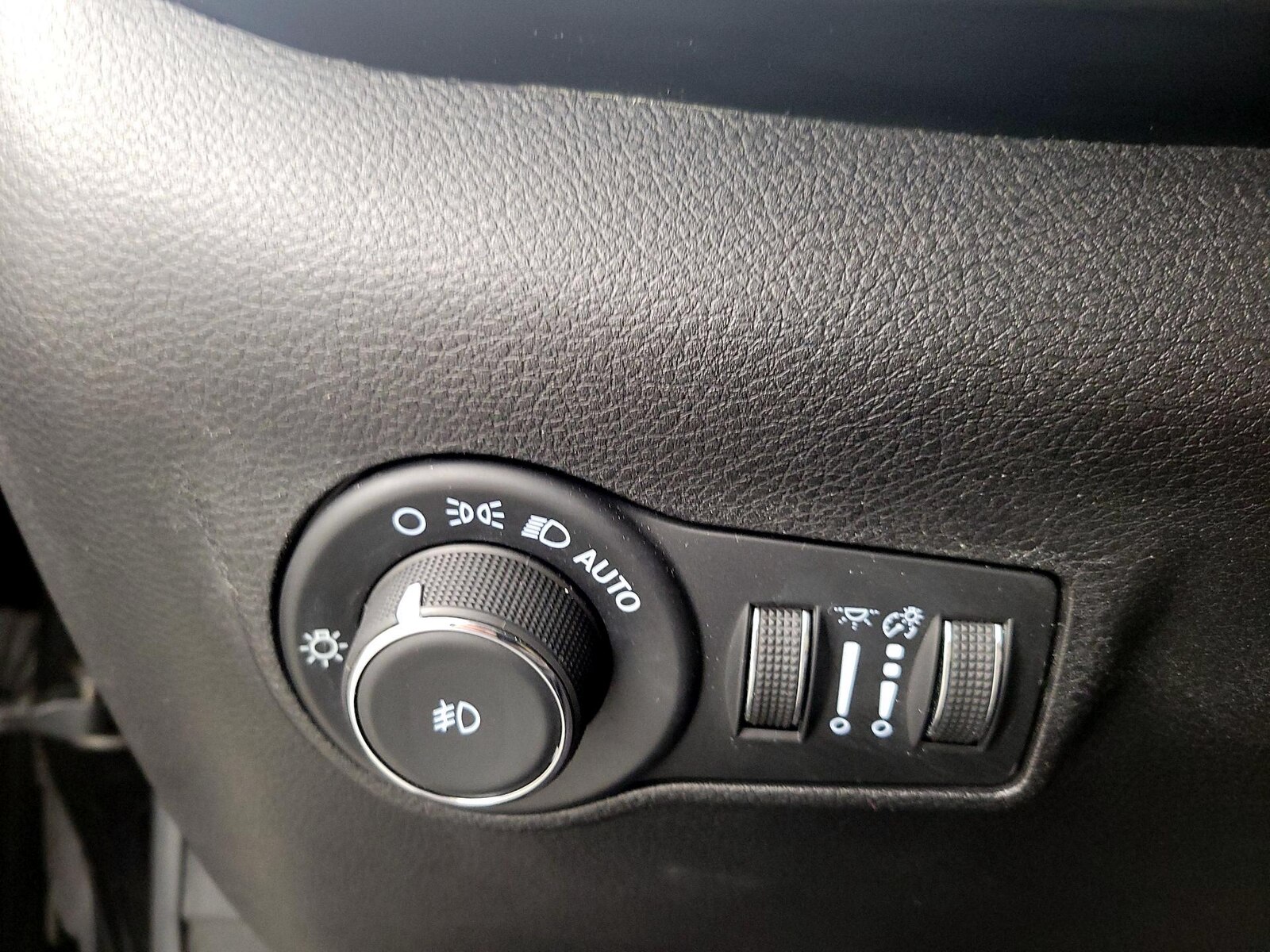 2022 Jeep Compass Limited - Photo 14