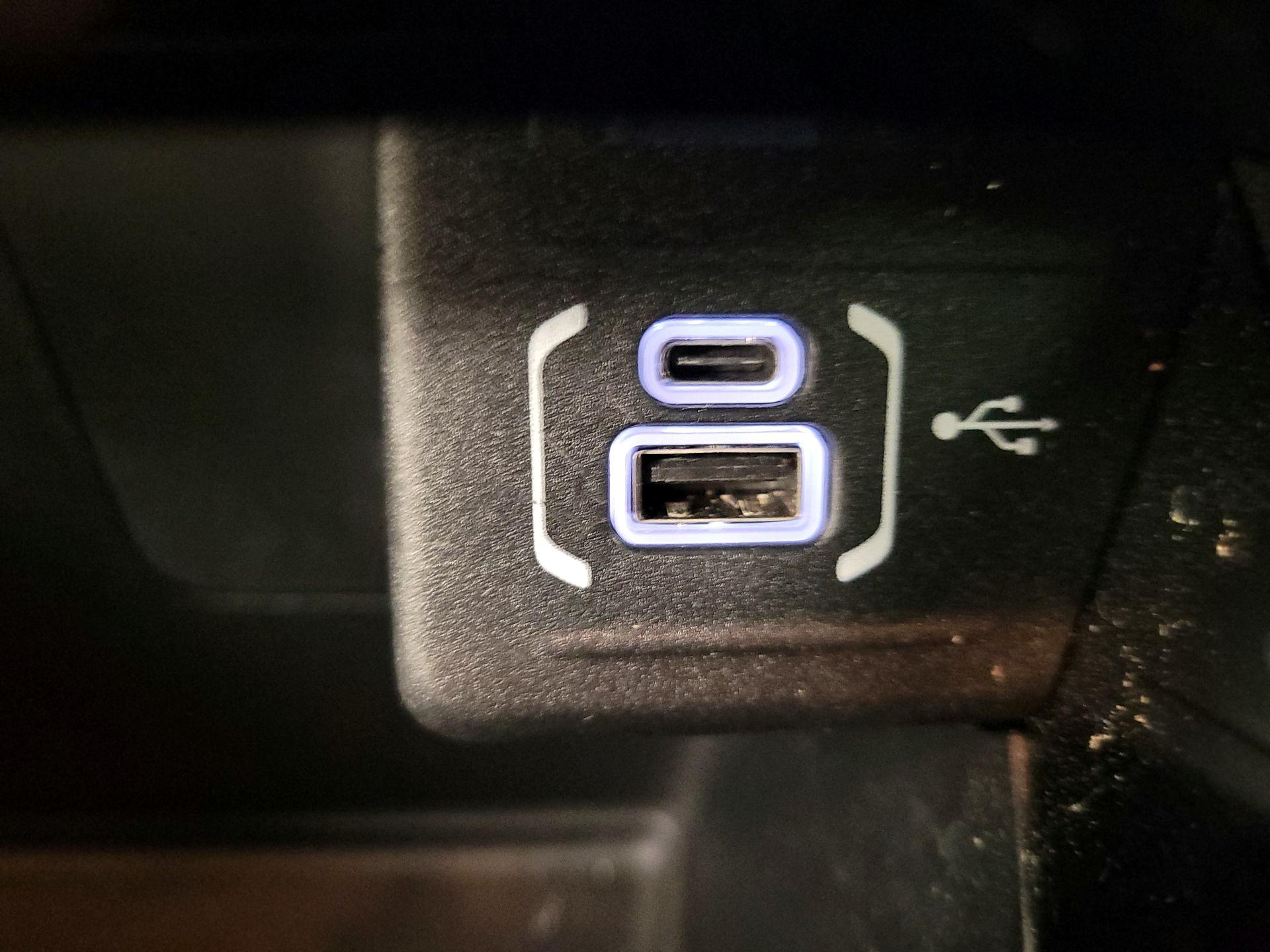 Thumbnail: 2022 Jeep Compass - 18