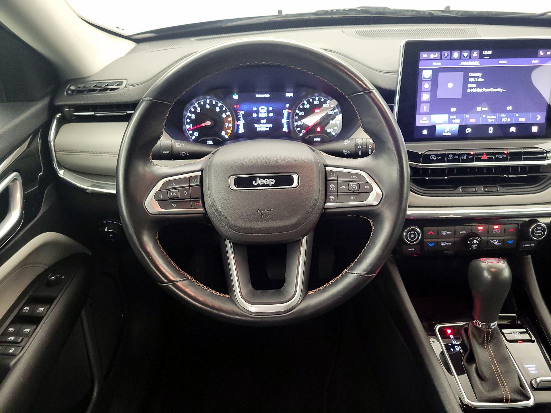 Thumbnail: 2022 Jeep Compass - 10