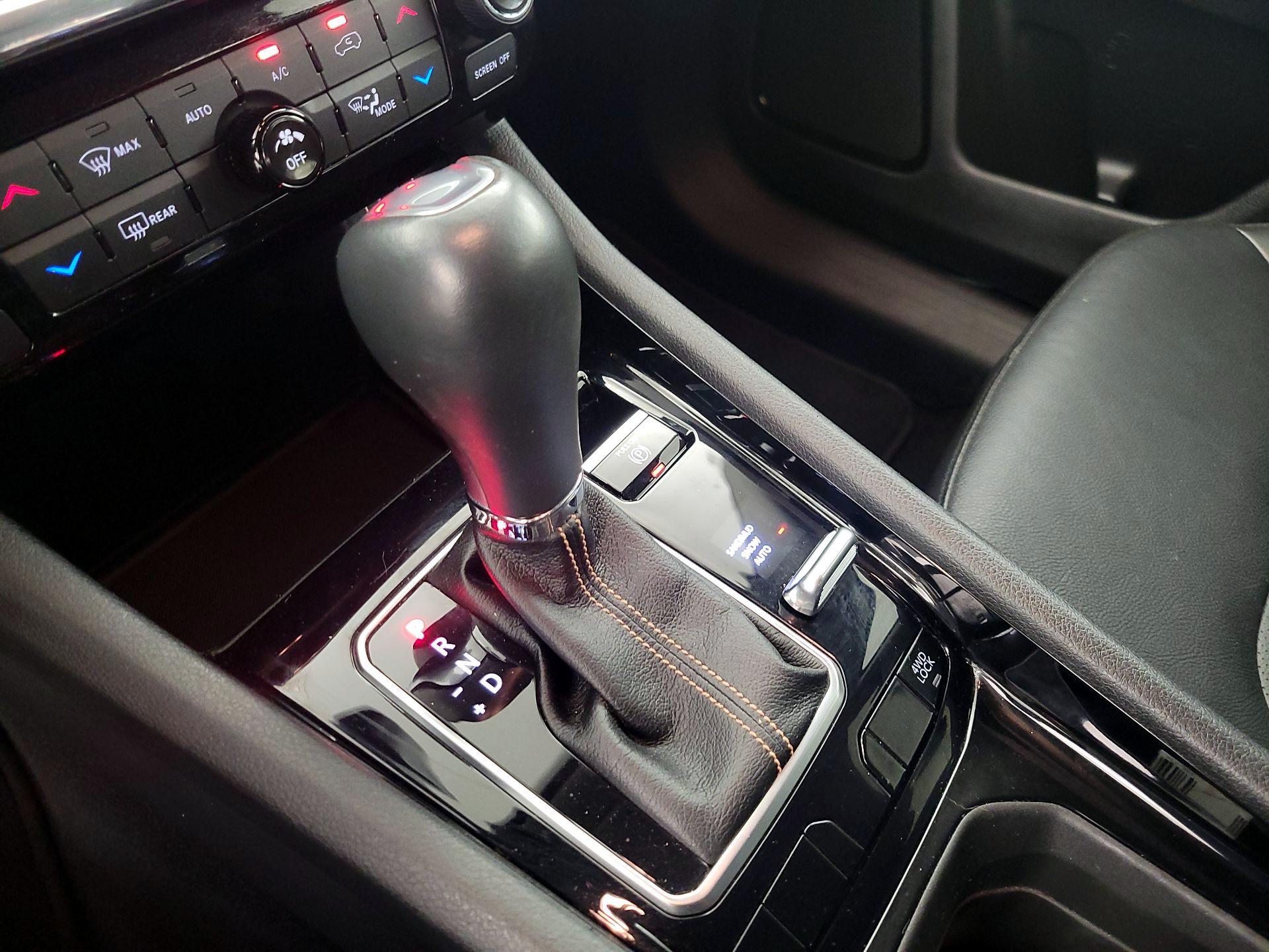 Thumbnail: 2022 Jeep Compass - 17