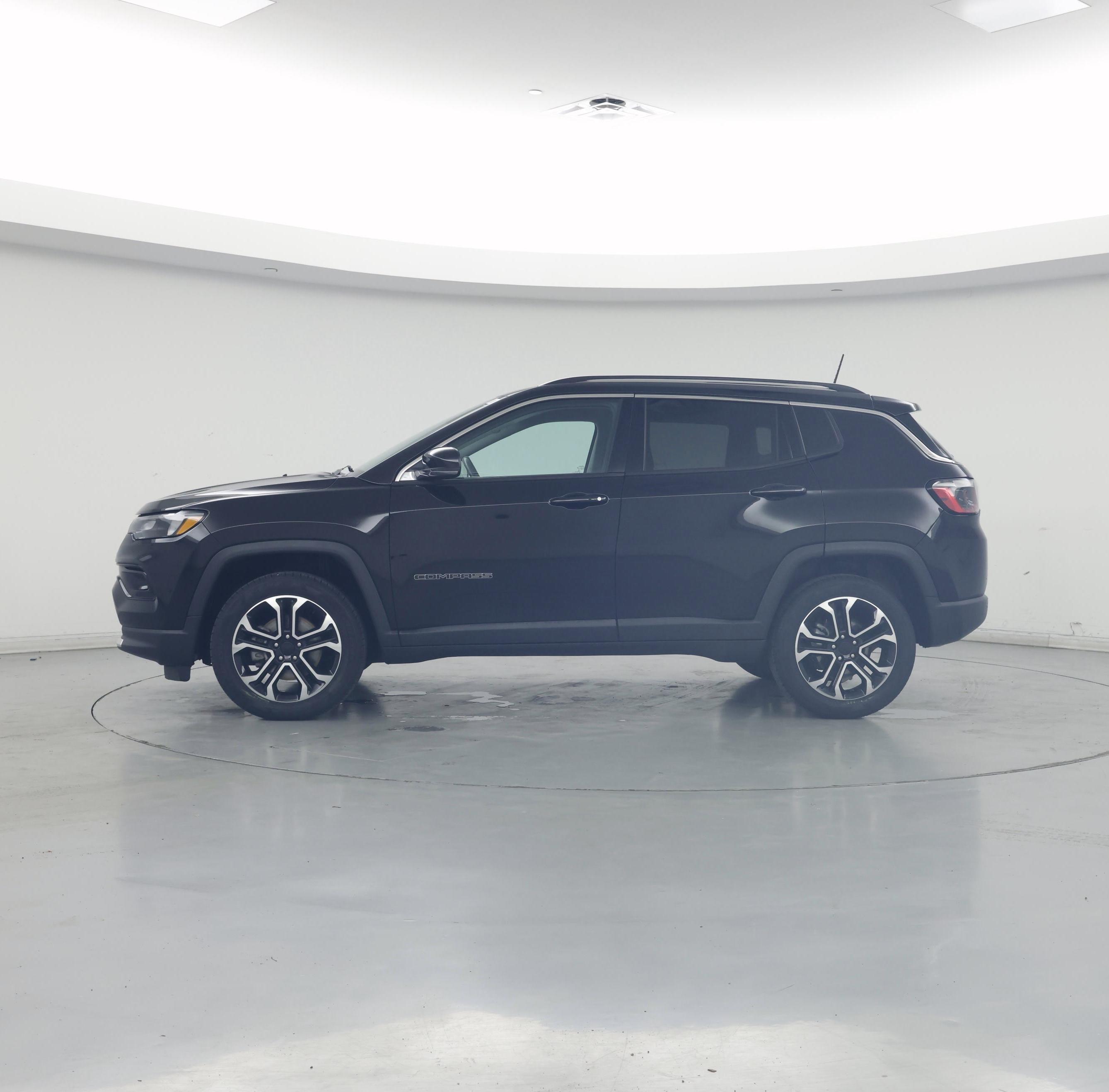Thumbnail: 2022 Jeep Compass - 3