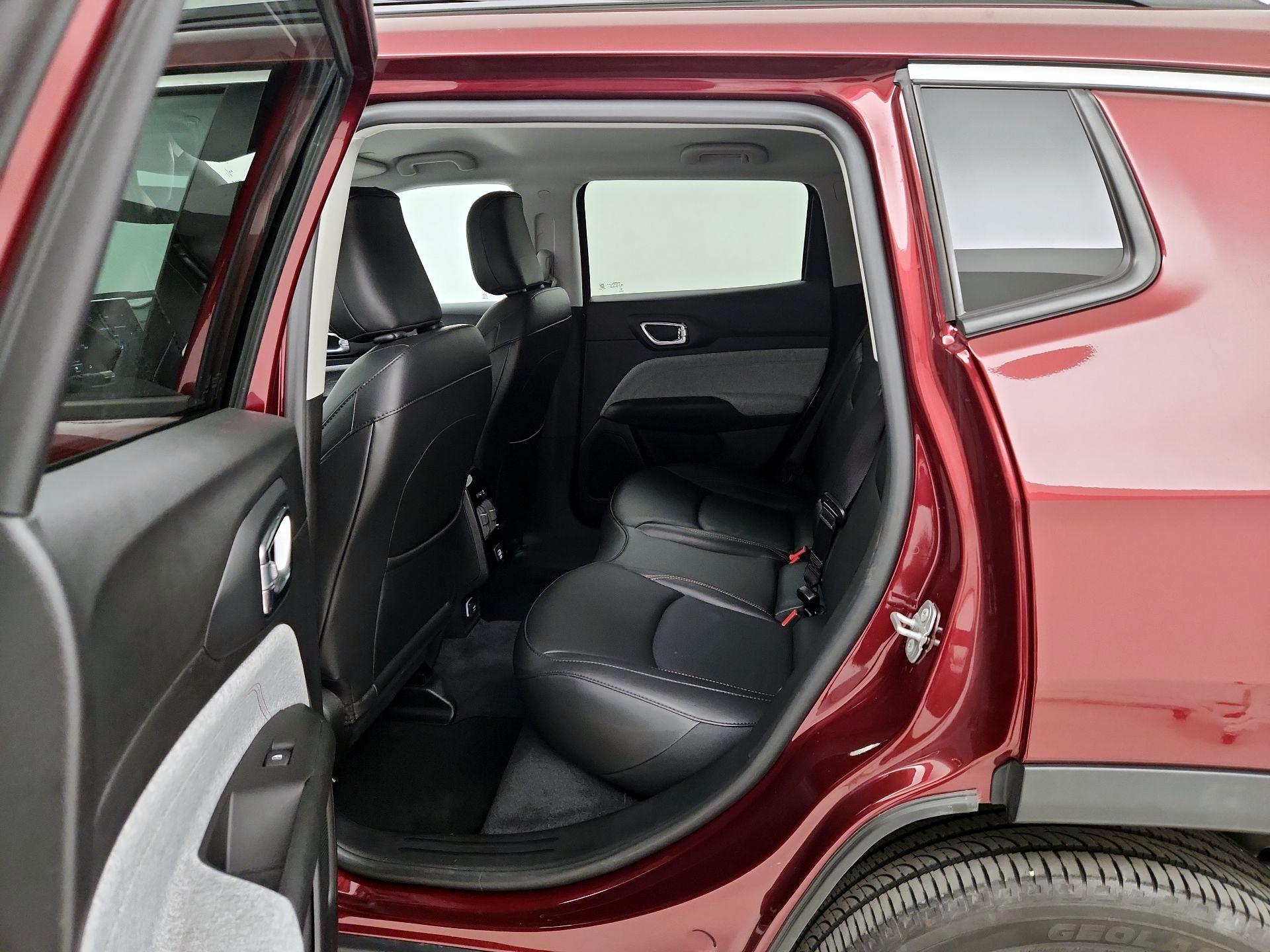 Thumbnail: 2022 Jeep Compass - 19