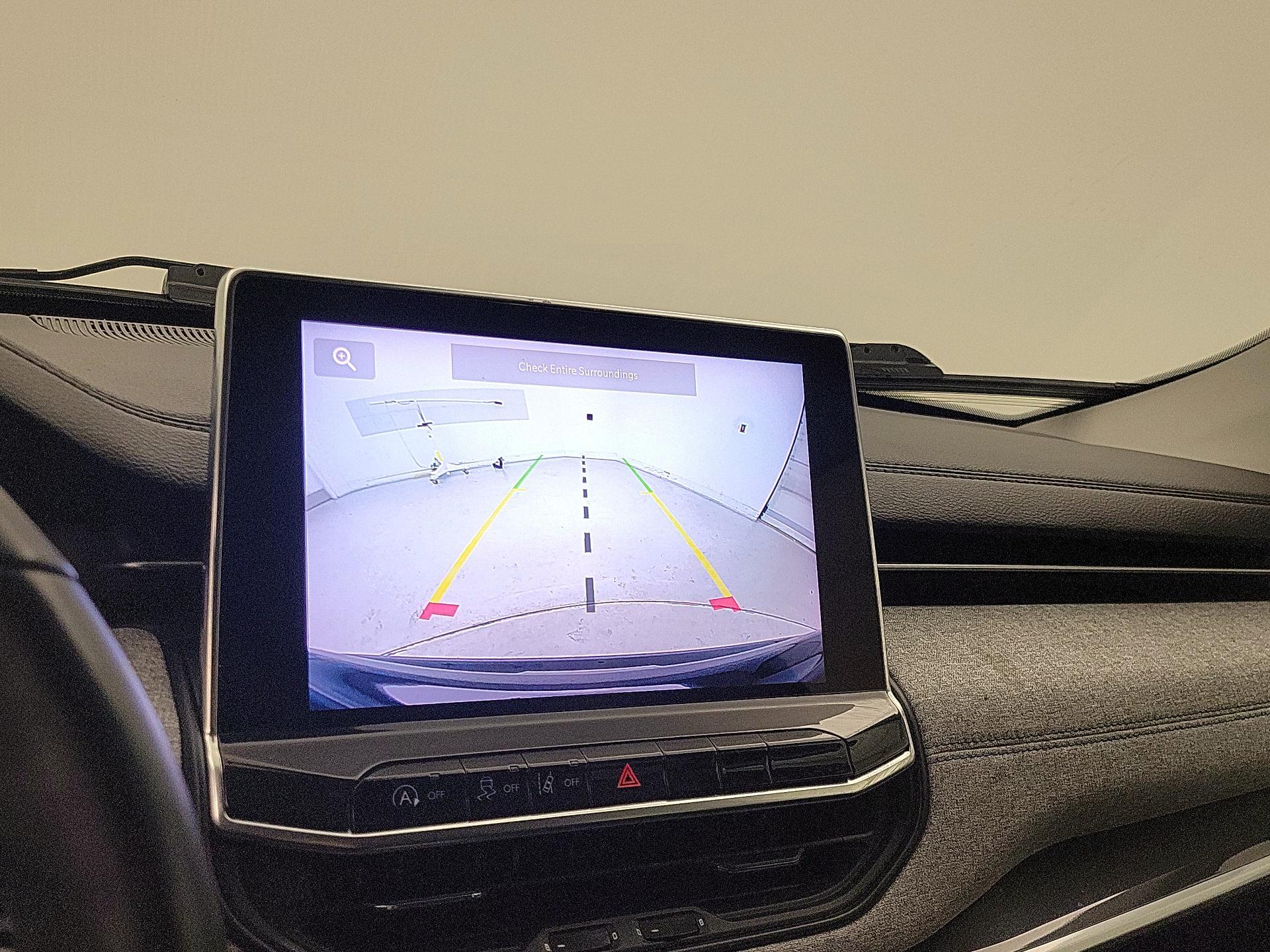 Thumbnail: 2022 Jeep Compass - 14