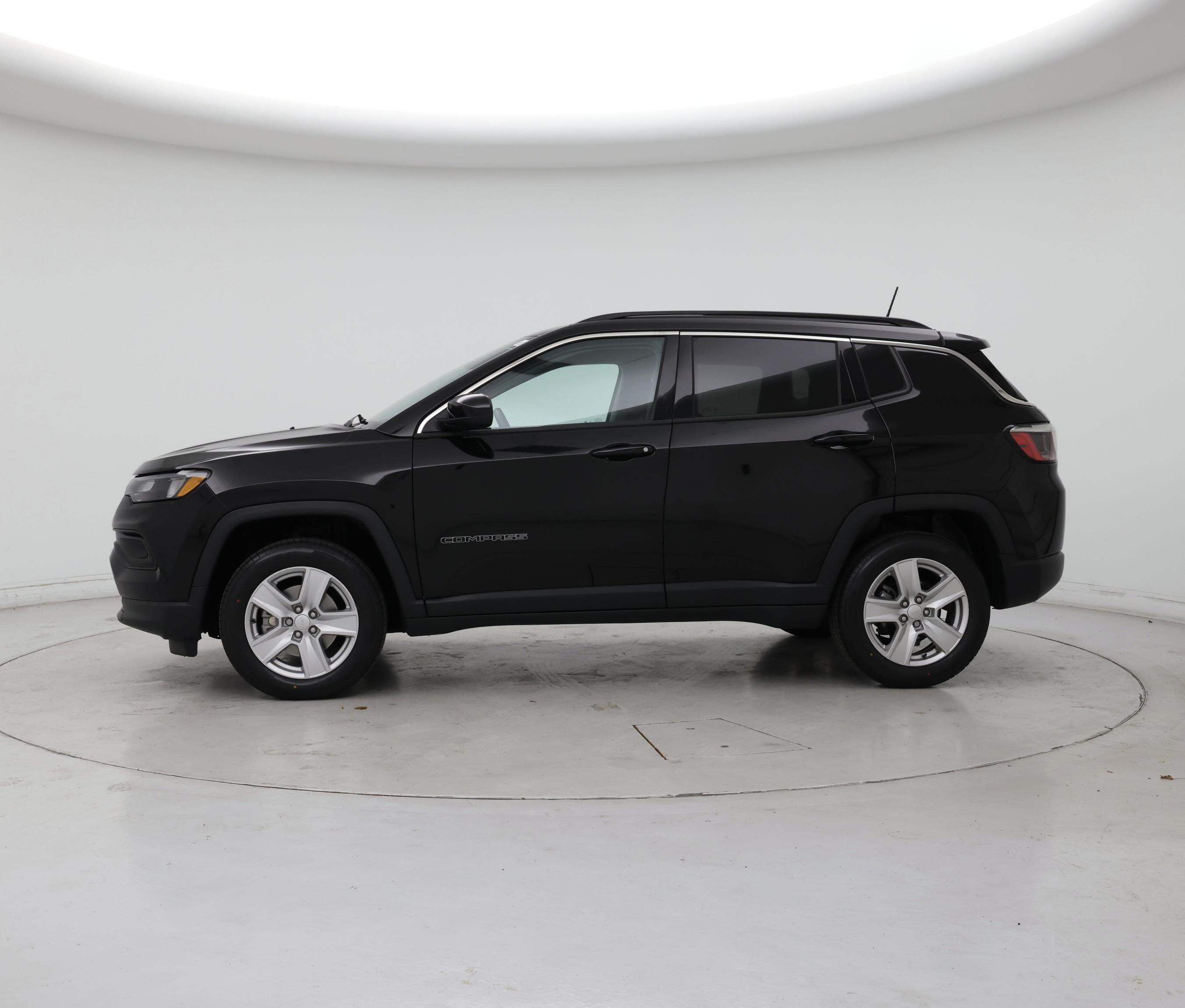 Thumbnail: 2022 Jeep Compass - 3
