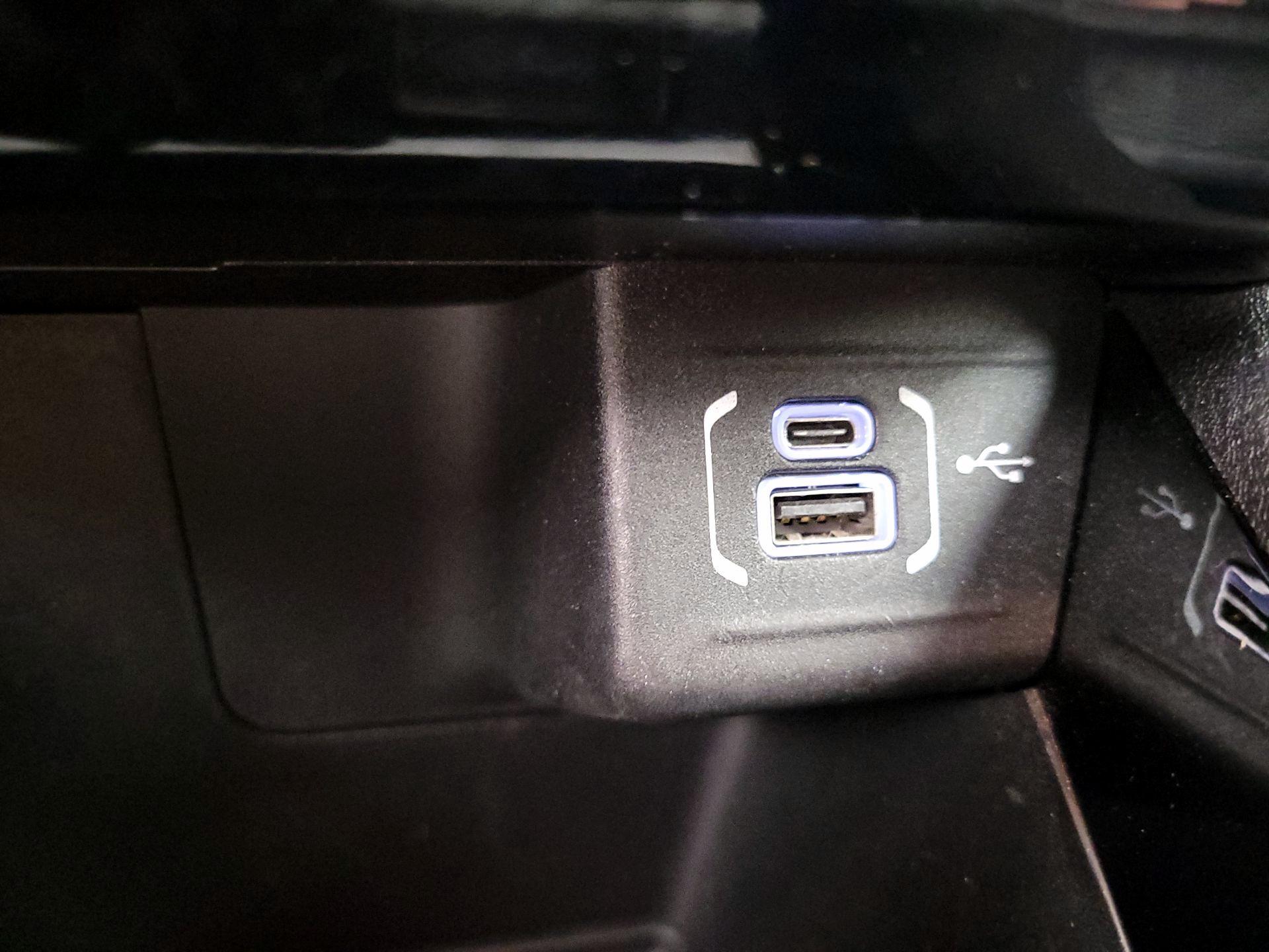 Thumbnail: 2023 Jeep Compass - 16