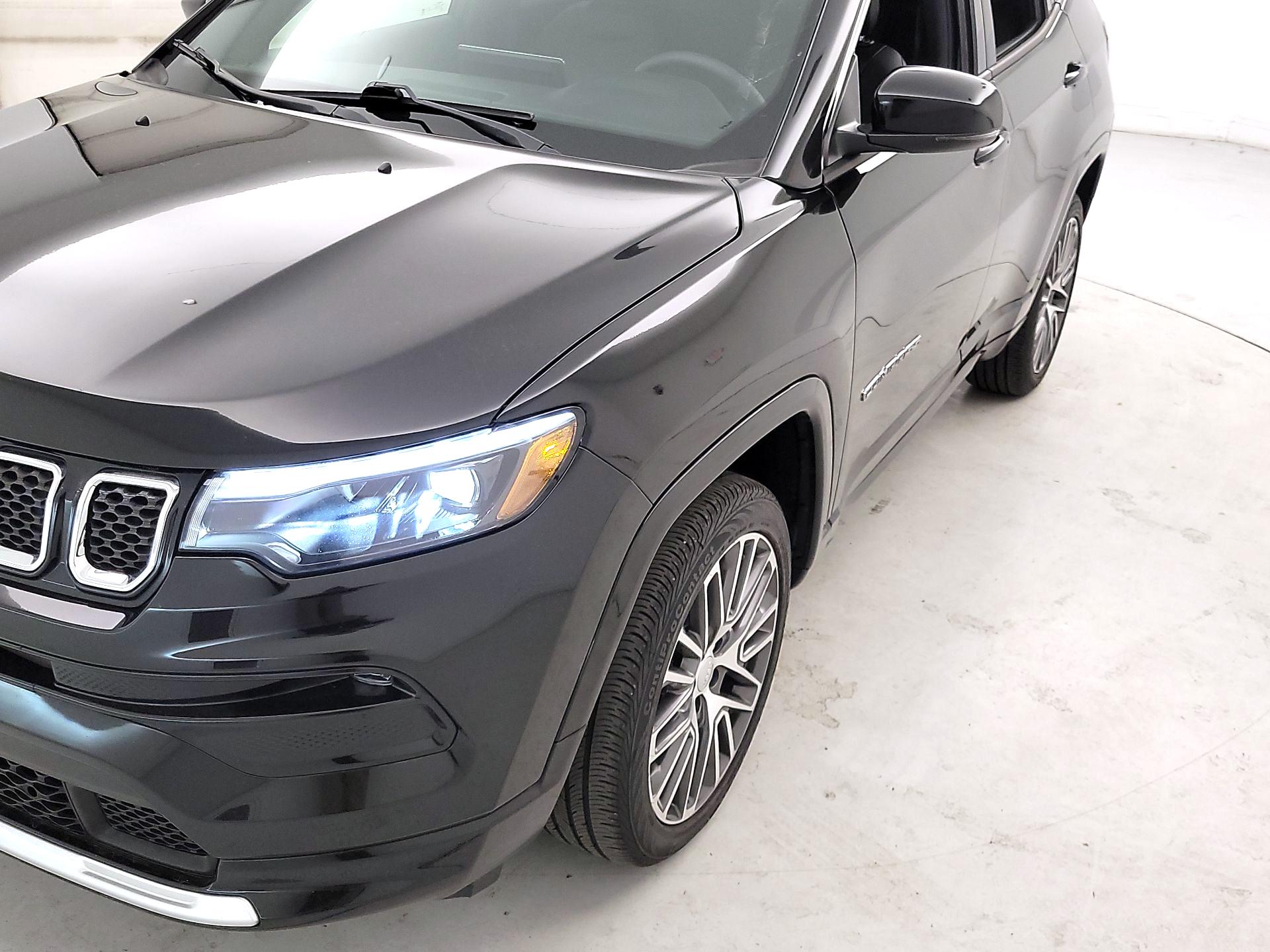 Thumbnail: 2023 Jeep Compass - 3