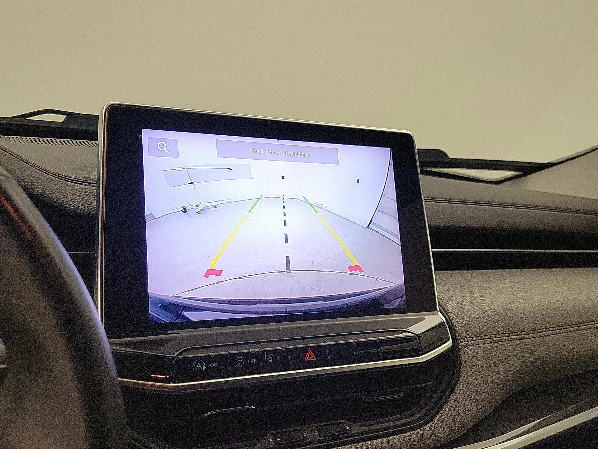 Thumbnail: 2022 Jeep Compass - 14