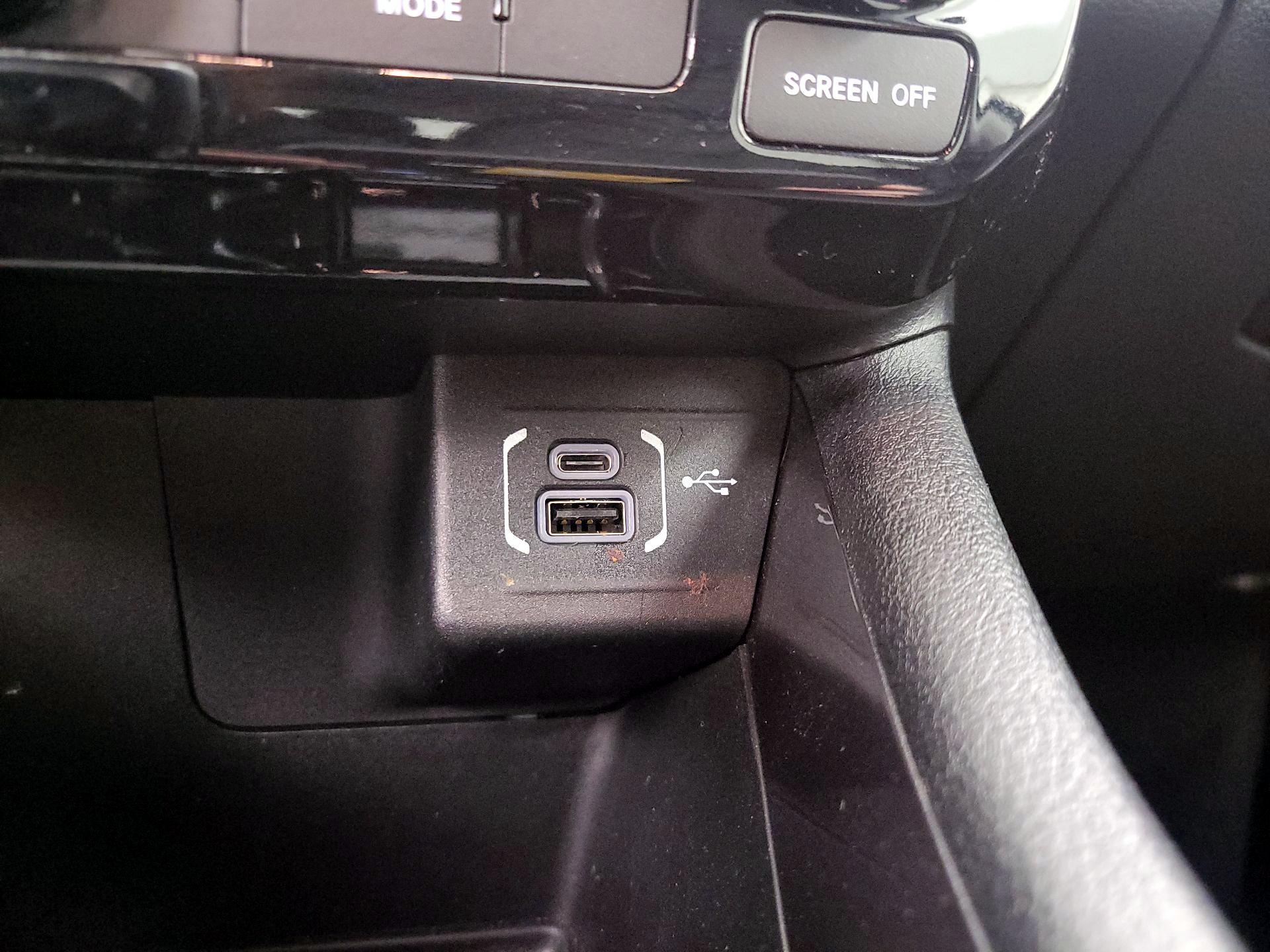 Thumbnail: 2022 Jeep Compass - 18