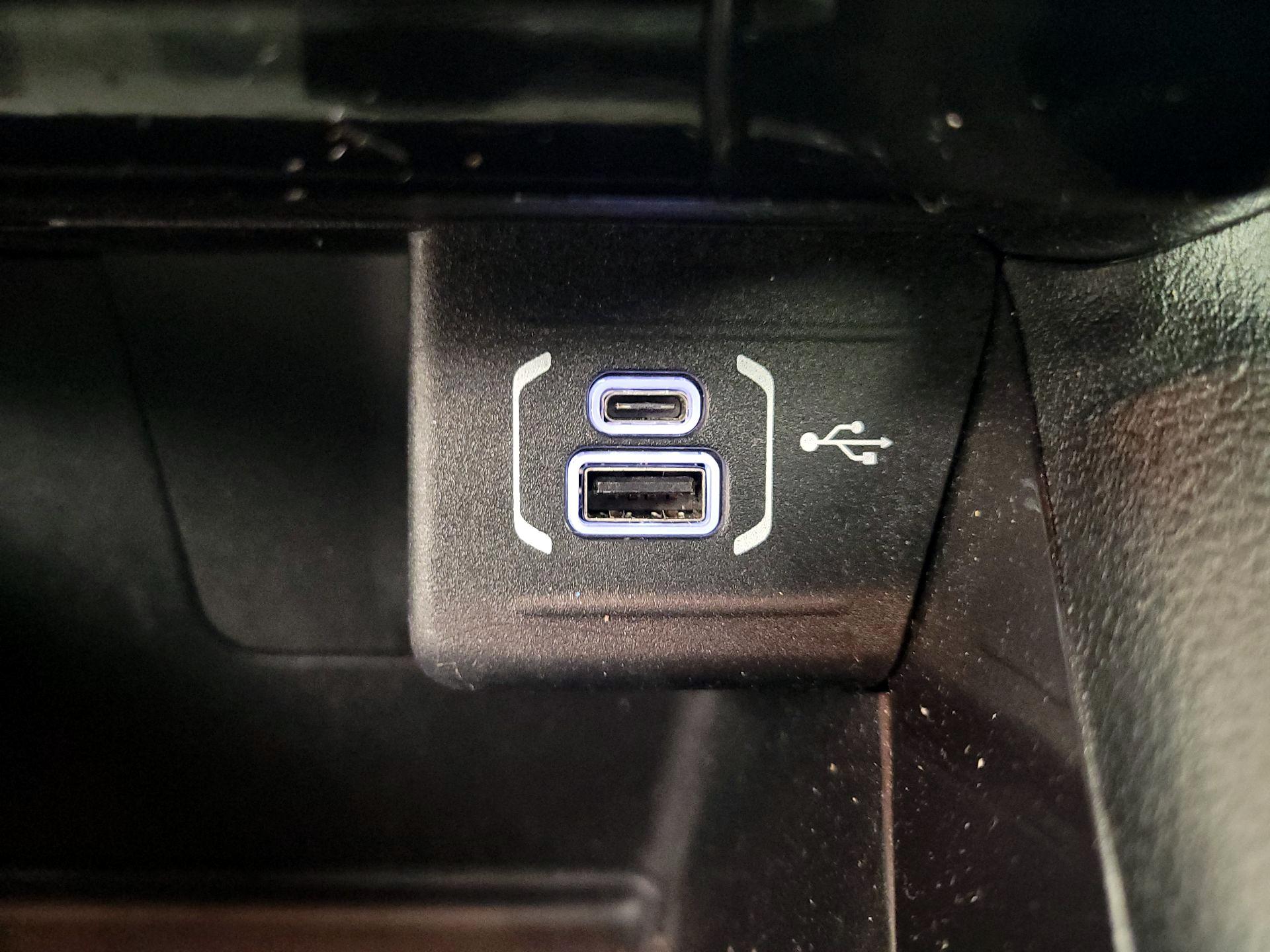 Thumbnail: 2022 Jeep Compass - 18