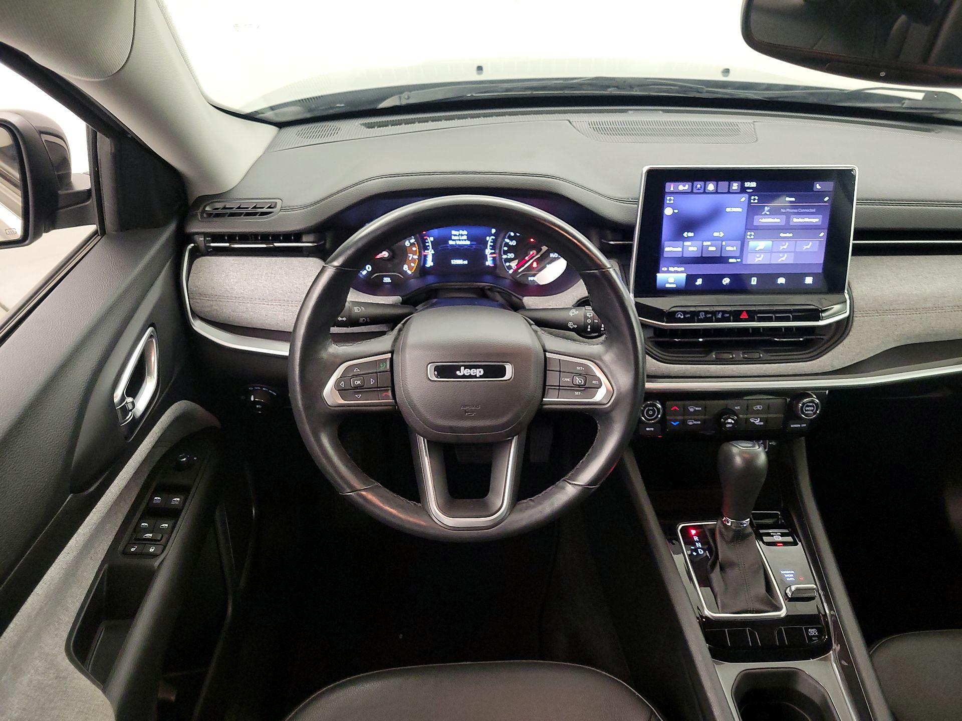 Thumbnail: 2022 Jeep Compass - 10