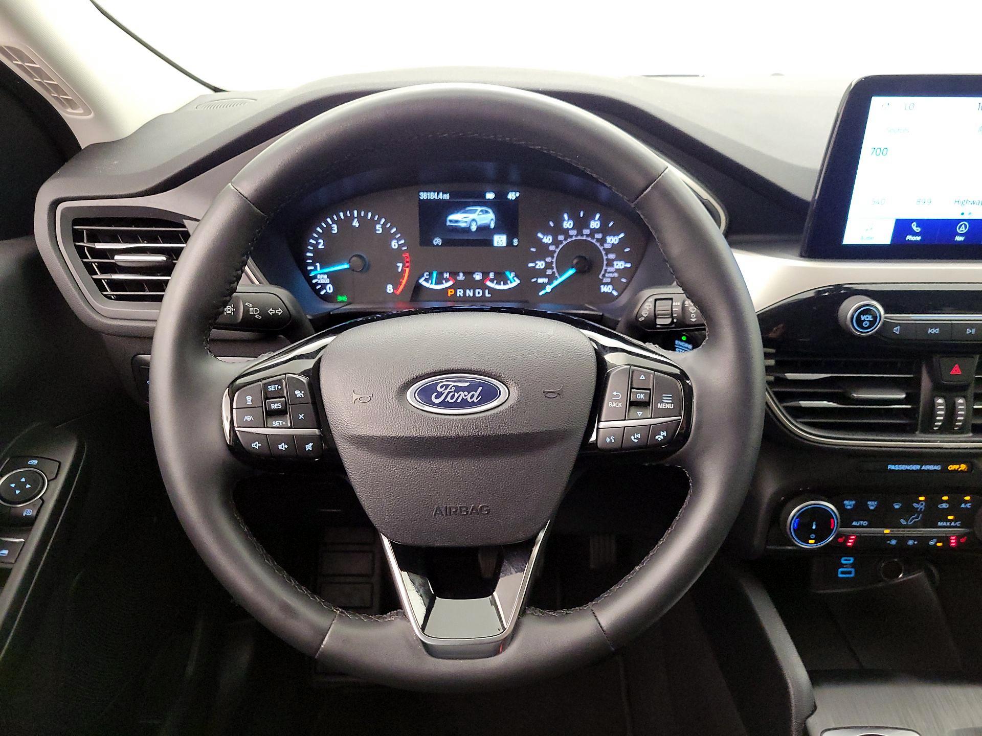 Thumbnail: 2022 Ford Escape - 10